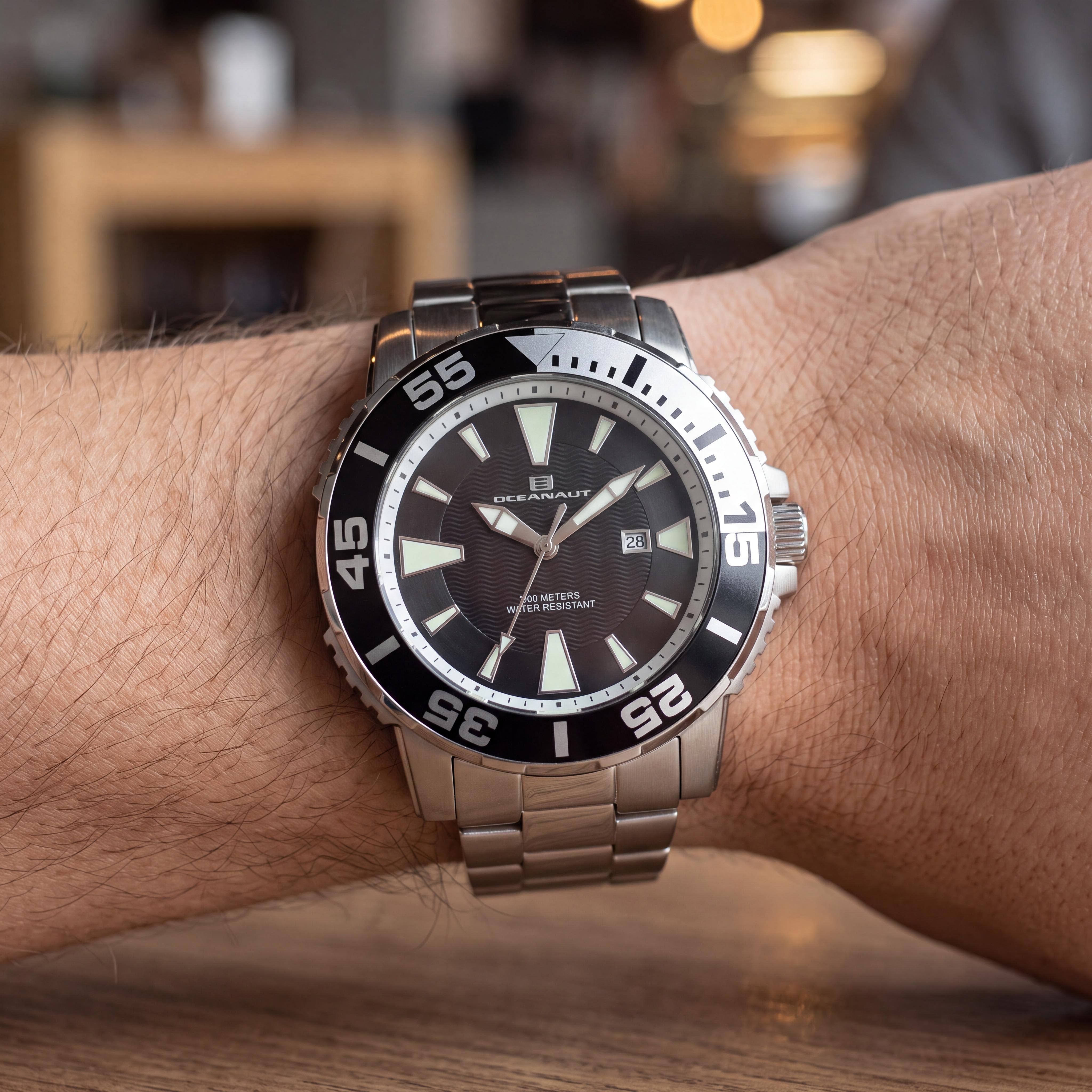 Oceanaut Men's OC2911 Marletta 48mm Black Dial Stainless Steel Watch with Date & Rotating Bezel, Photo 4