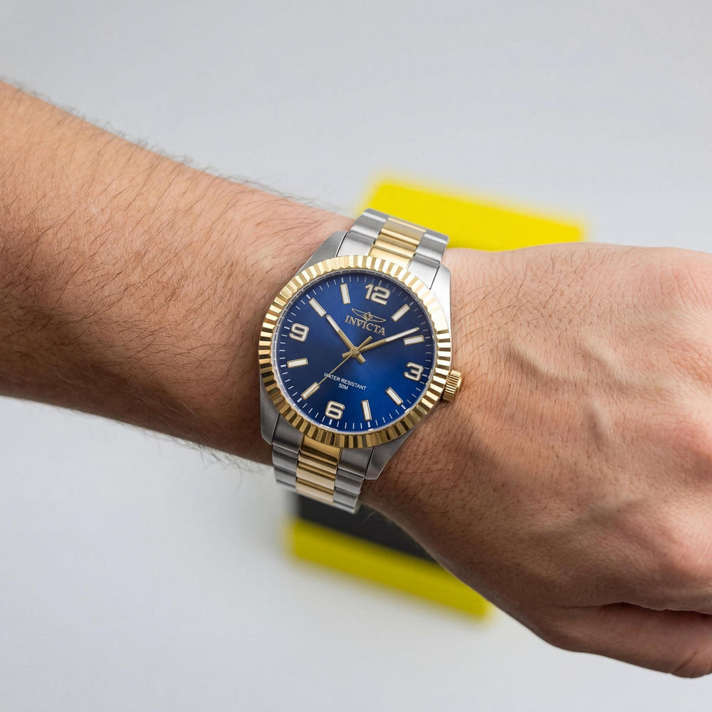 Reloj de pulsera Invicta Specialty 47456 unisex de acero inoxidable, cuarzo, esfera azul, resistente al agua, 43 mm