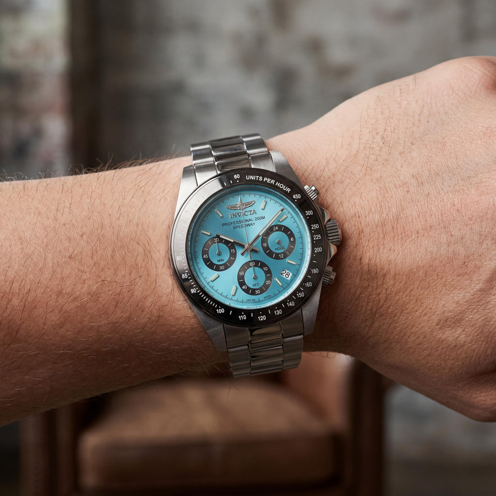 Invicta Reloj de cuarzo cronógrafo para hombre 15589, caja de acero inoxidable de 39 mm, esfera azul luminosa