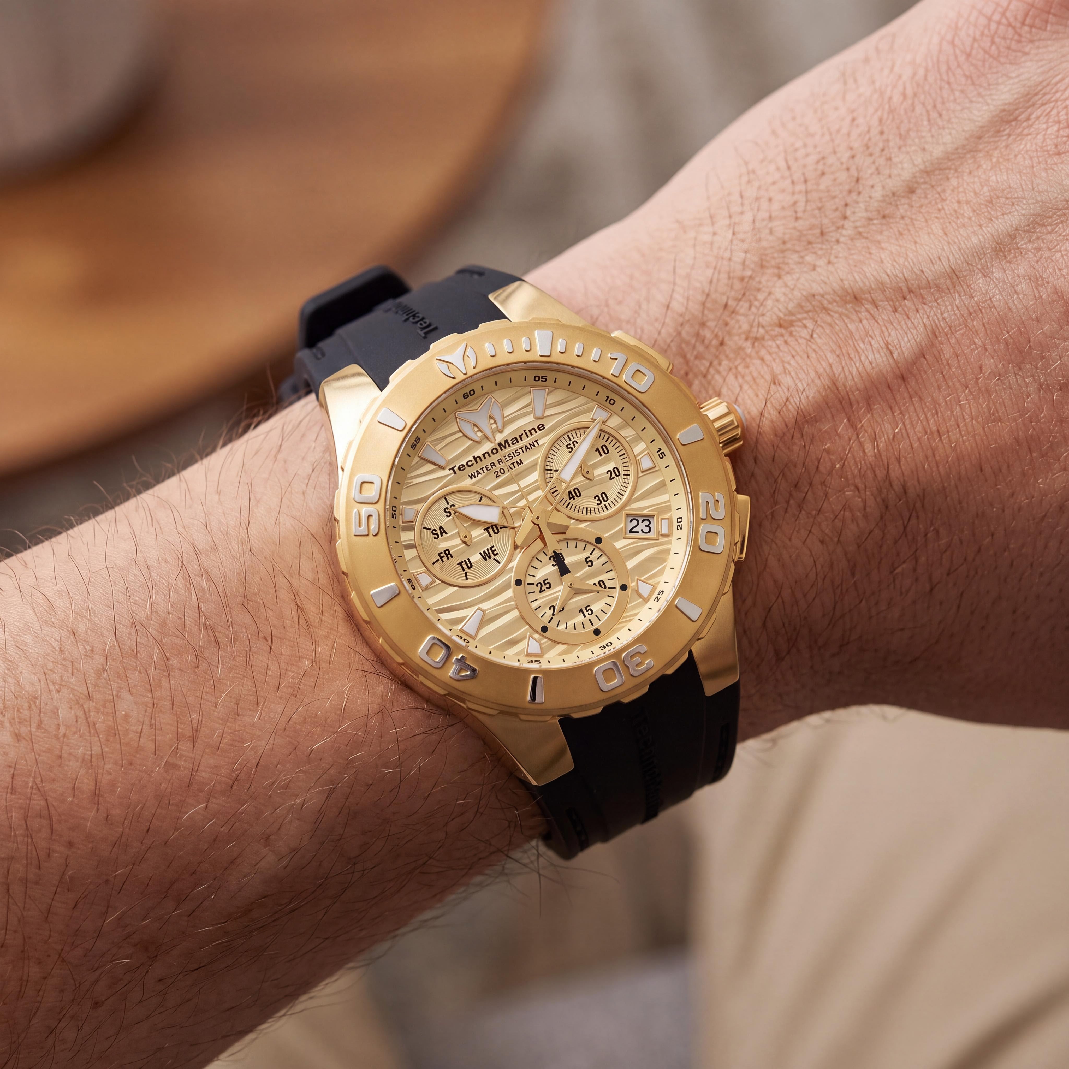 Technomarine Cruise TM-115079 Reloj cronógrafo de cuarzo para hombre de acero inoxidable dorado de 44 mm, resistente al agua 200 m, Photo 4