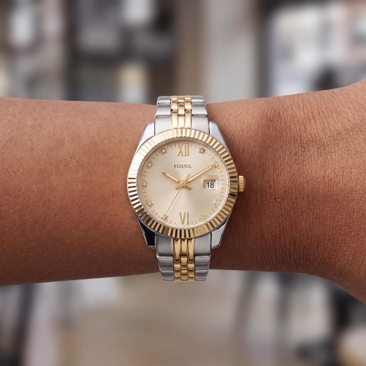 Fossil Women's Scarlette Mini Three-Hand Stainless Steel Watch, Gold Case, Gold Dial, Two-Tone Bracelet 32mm - ES4949, Photo 4