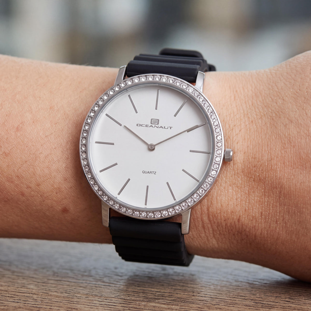 Oceanaut strap Women's Quartz Watch with White Case, White Dial, Crystal Bezel & 3 ATM Water Resistance, Photo 4