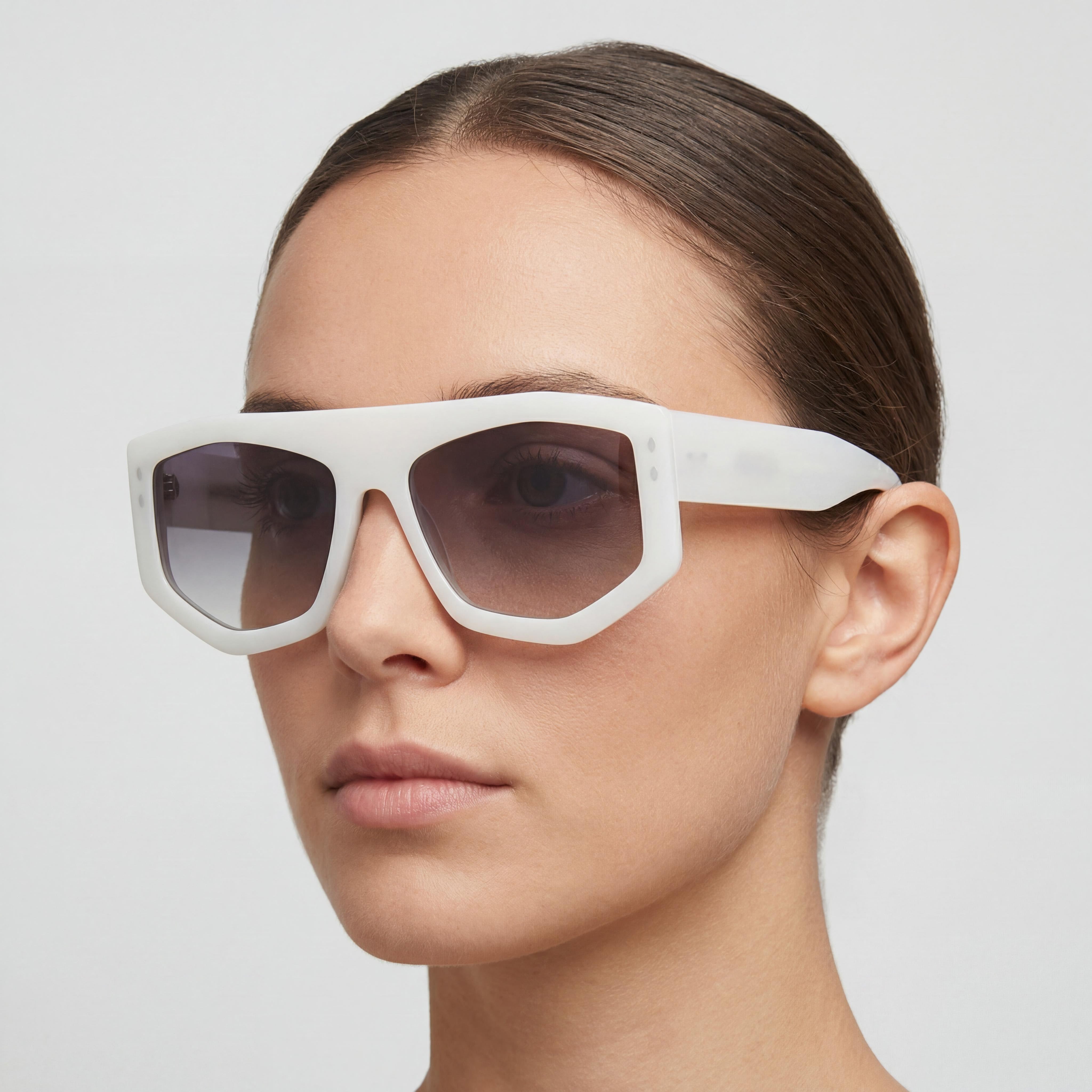 Isabel Marant Women's Trendy Acetate Sunglasses Pearled White Grey Frame 56-18-145 UV Protected, Photo 5