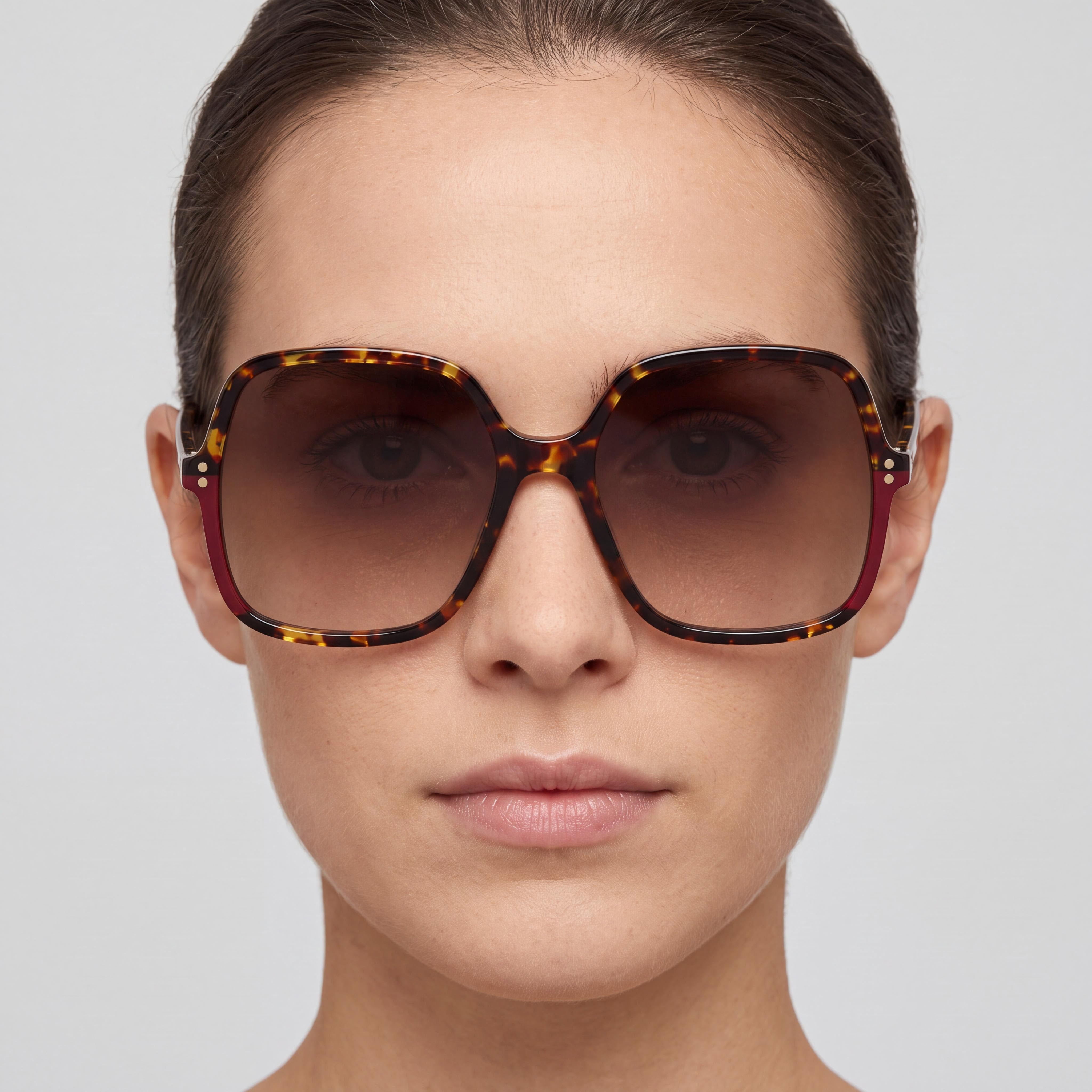 Gafas de sol Carolina Herrera Modern para mujer, con montura de acetato ligero Havana roja y lentes marrones degradadas de 56 mm, Photo 5