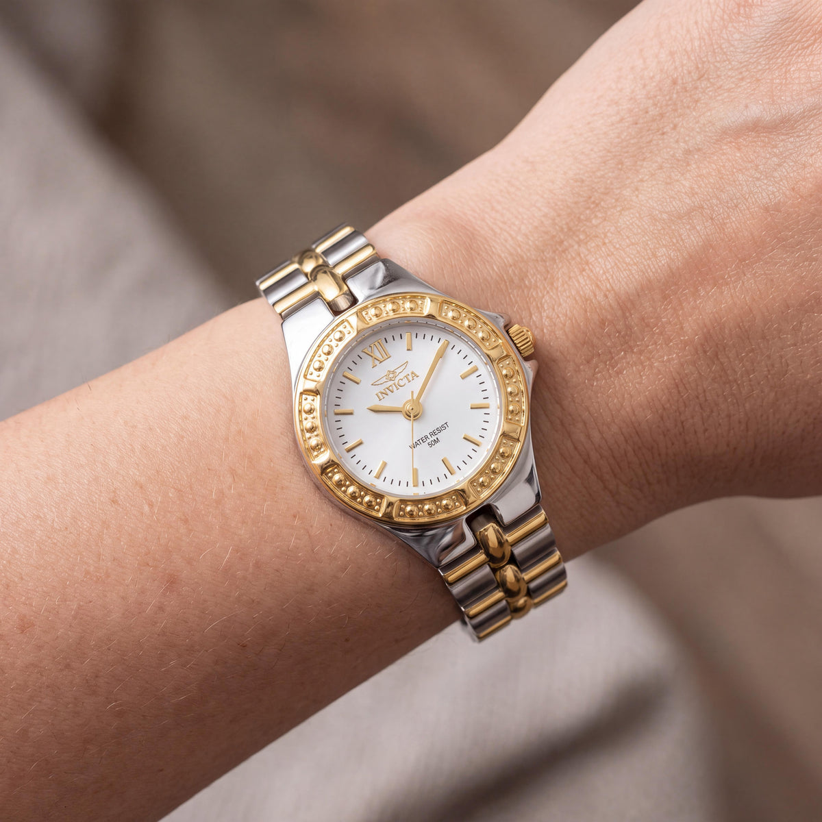 Invicta Casual Women's Silver-Tone Gold-Tone White Dial Water-Resistant 21.5mm Watch, Photo 4