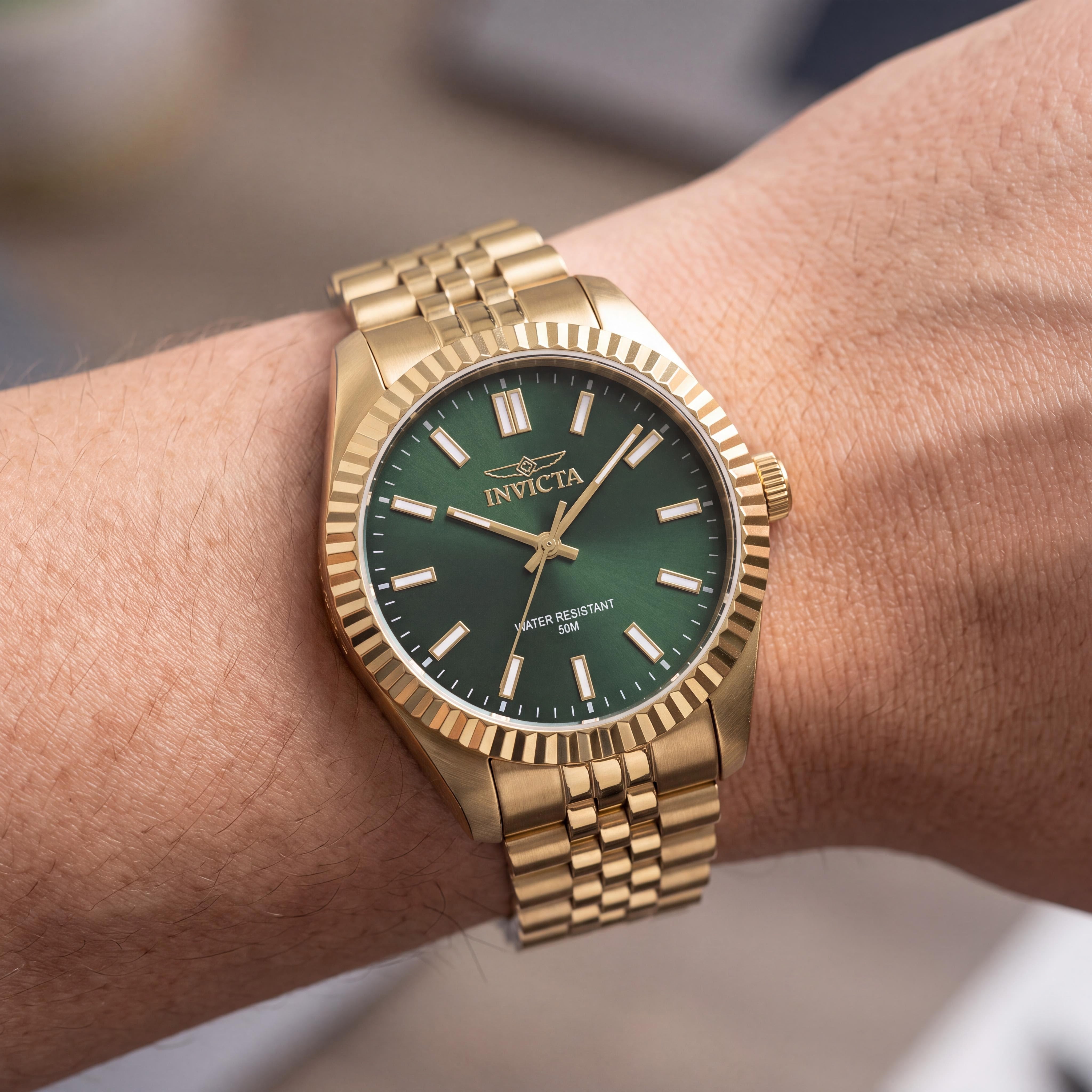 Invicta Specialty 47505 Unisex Stainless Steel Case Green Dial 36mm Precise Quartz Bracelet Watch with Second Hand, Photo 4