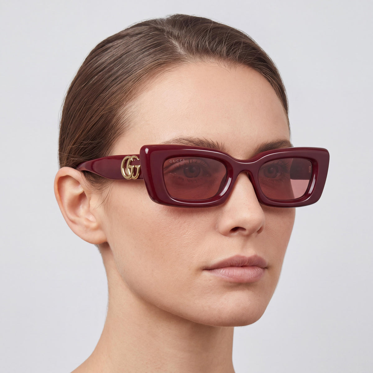 Gucci Classic Women's Burgundy Acetate Frame Black Lens Sunglasses, 49mm Lens, 18mm Bridge, 145mm Temple, Photo 3