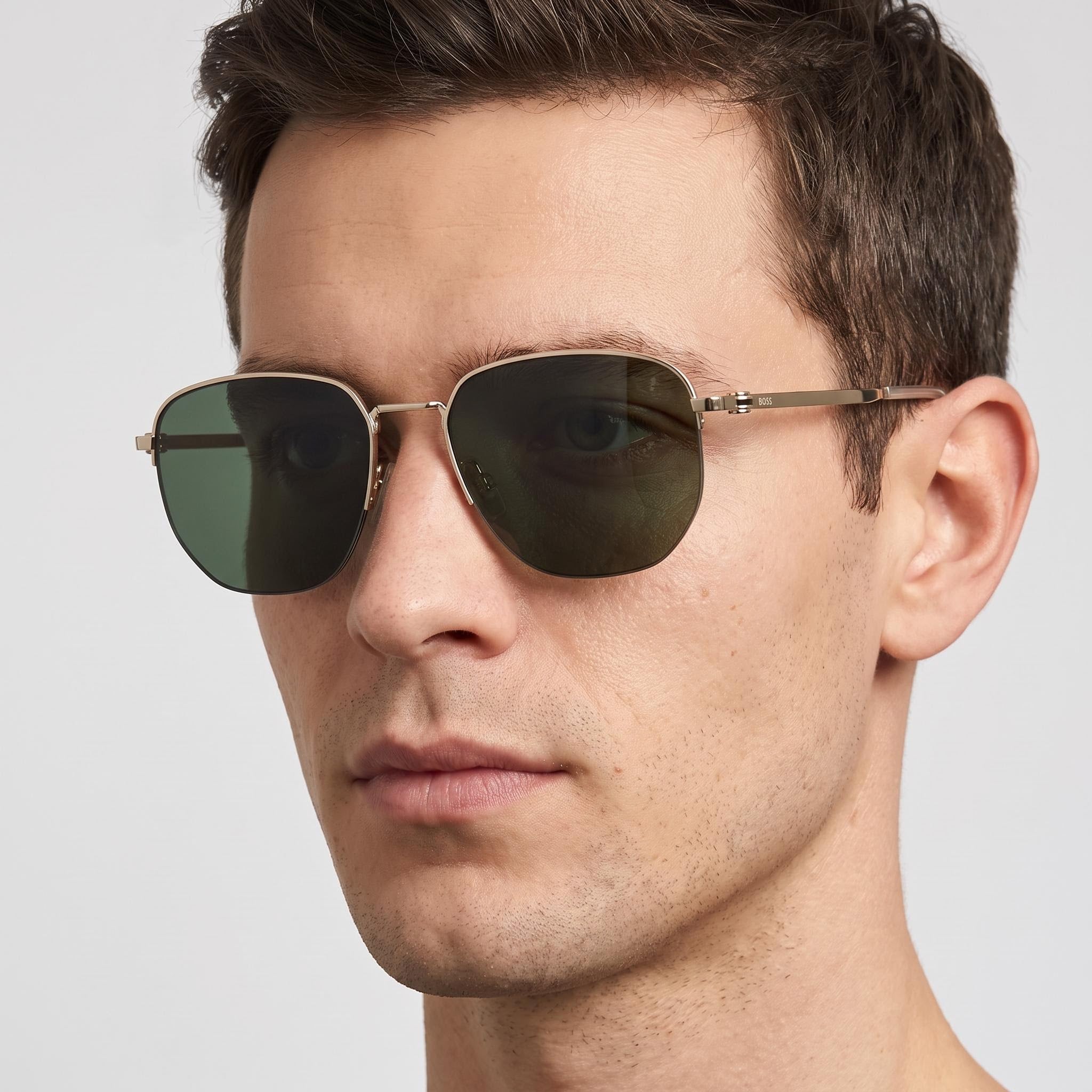Gafas de sol unisex clásicas Hugo Boss de acero inoxidable dorado con montura verde y lentes verdes no polarizadas con protección UV de 57 mm, Photo 5