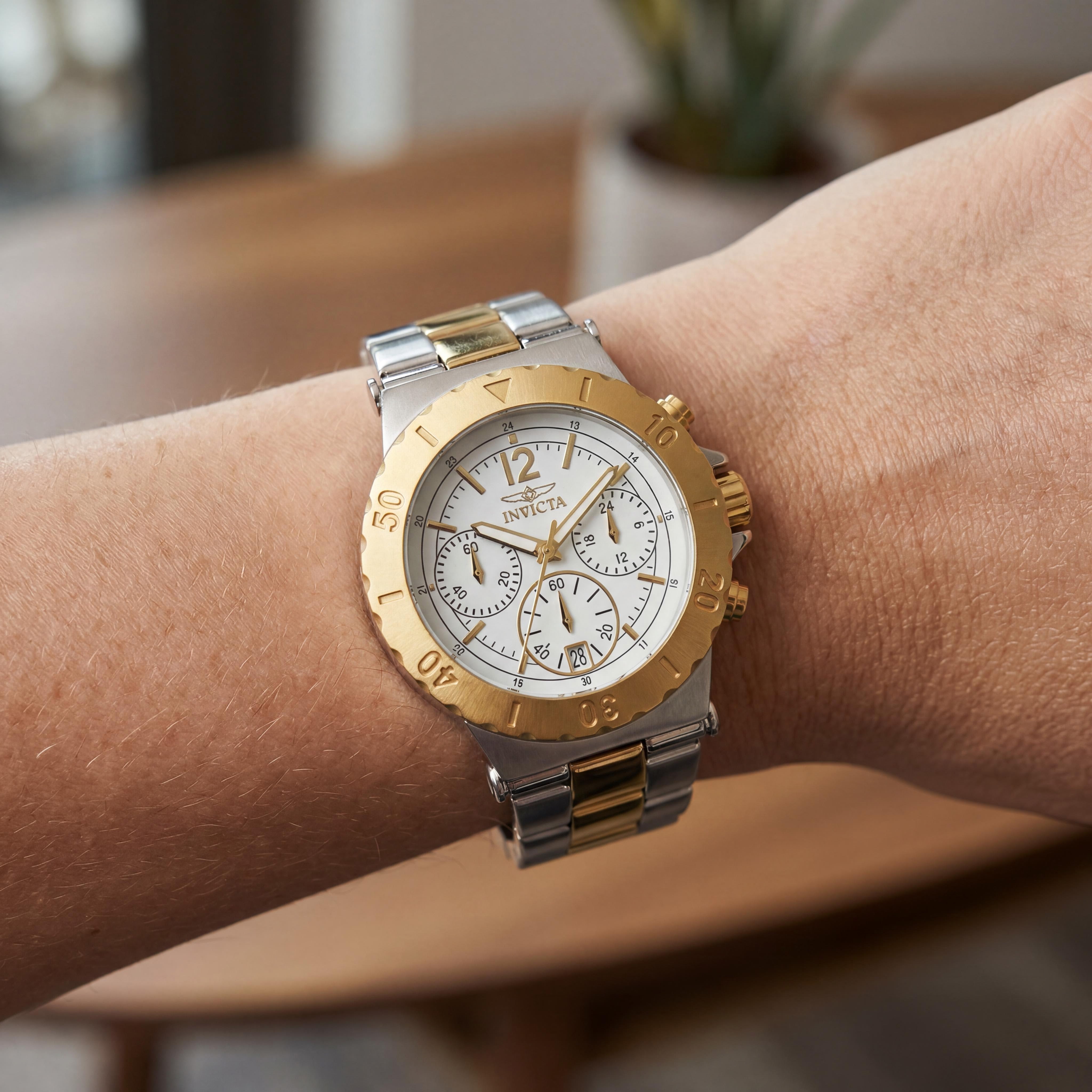Reloj de mujer Invicta Minimalist, cronógrafo de cuarzo japonés, de acero inoxidable tono oro y blanco, resistente al agua 50 m, Photo 4