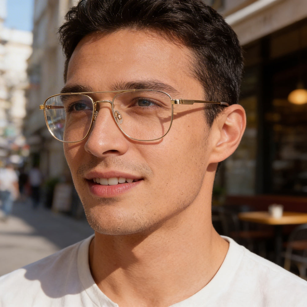 Montura de gafas Flexon Casual para hombre, de metal dorado, con ancho de lente de 55 mm, puente de 17 mm y patillas de 145 mm