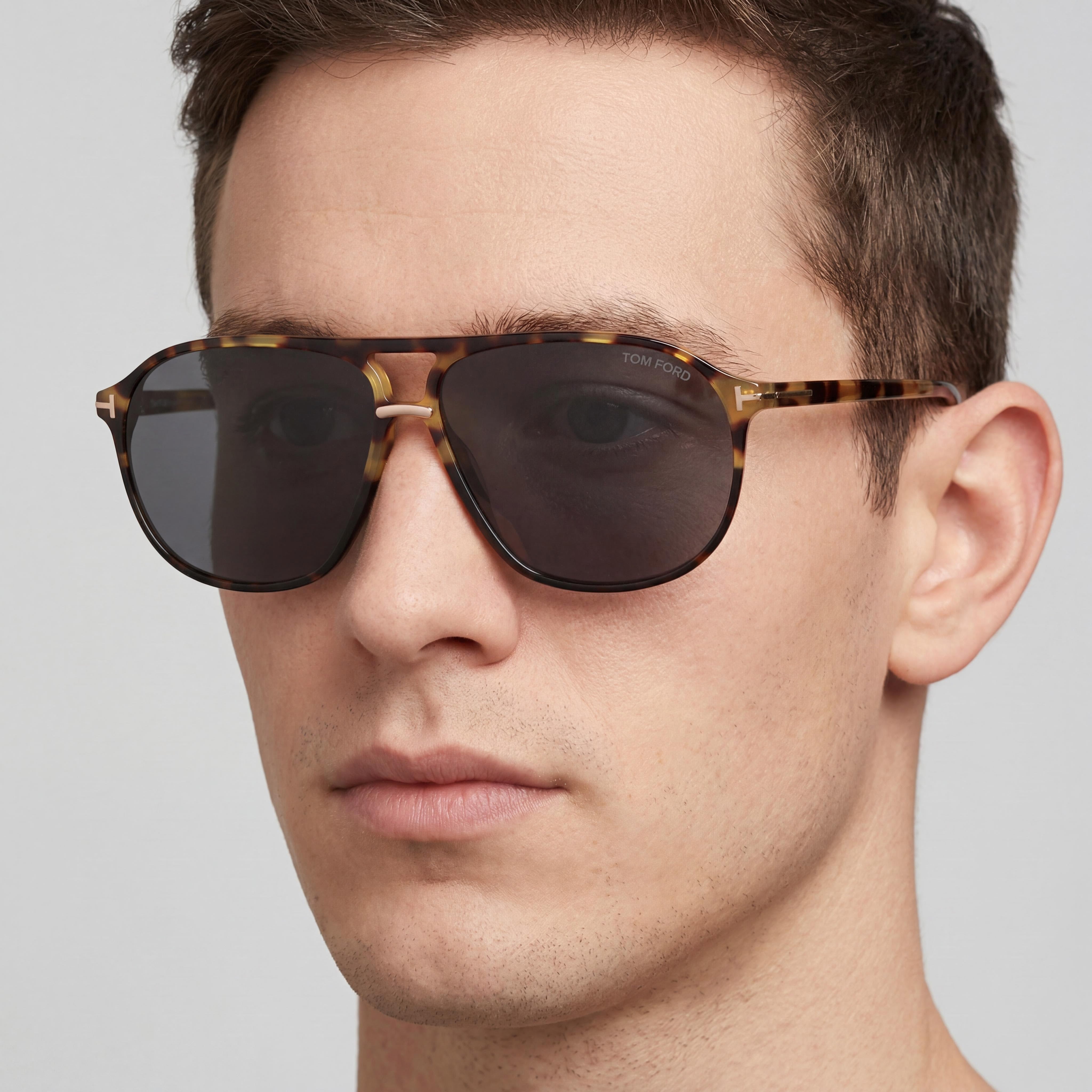 Gafas de sol unisex clásicas Tom Ford Havana de plástico ahumado gris oscuro con protección UV, no polarizadas, 61 mm, Photo 3