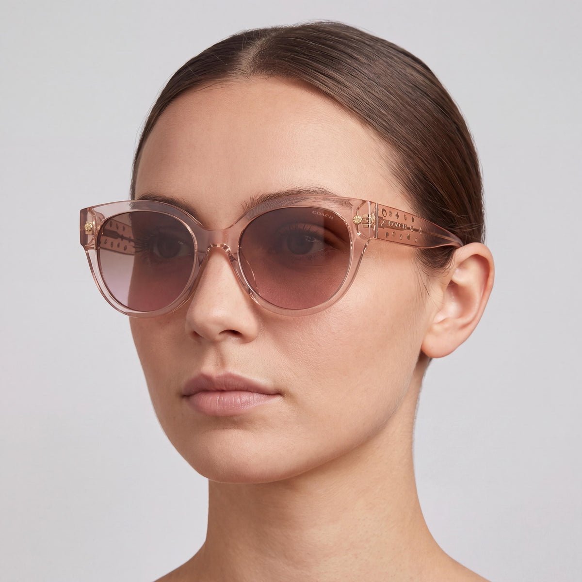 Coach Hc8393u Gafas de sol redondas de plástico transparente para mujer color rosa empolvado Lentes degradados marrones y rosas 53mm Protección UV, Photo 4
