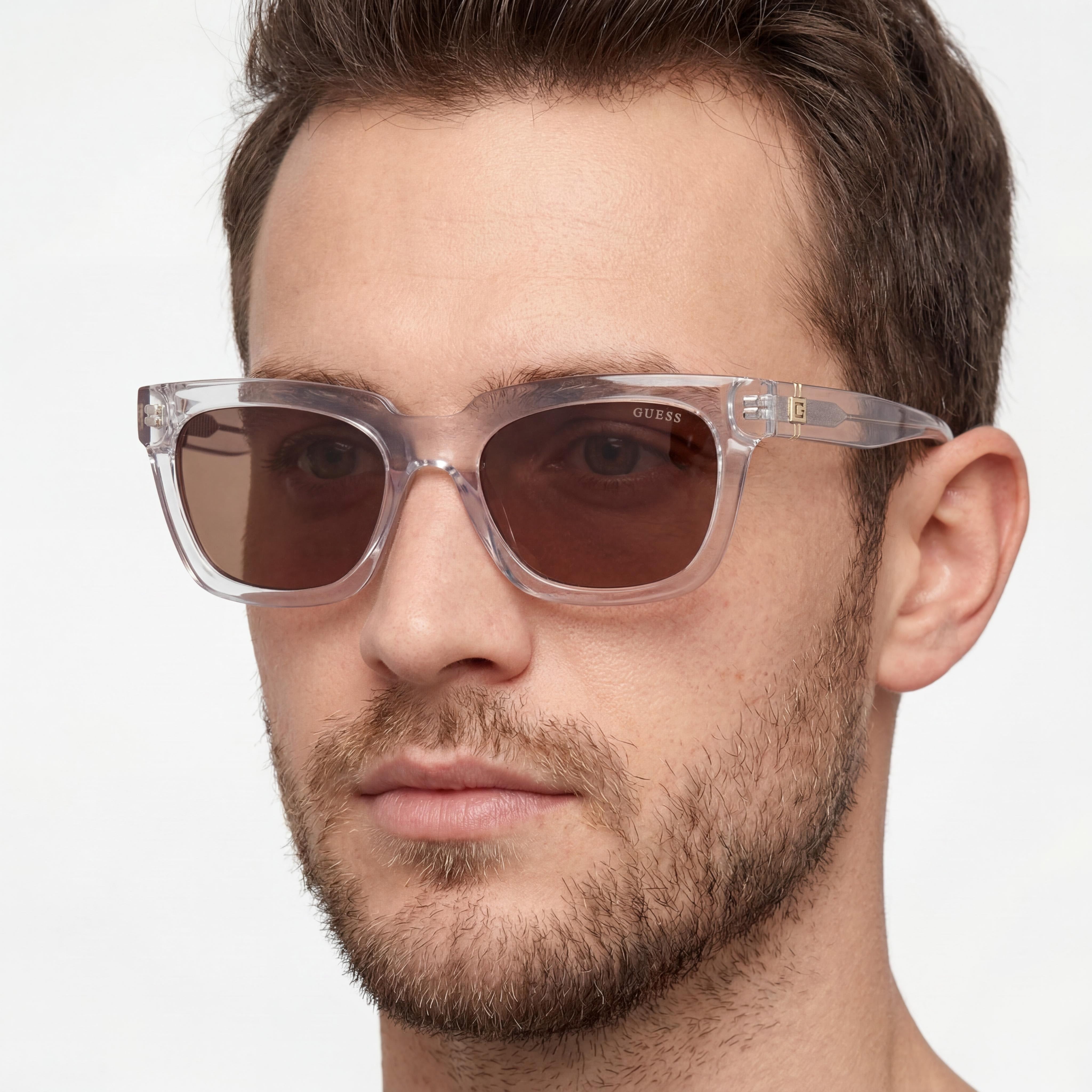 GUESS Gu00206 Unisex Crystal Injected Frame Sunglasses with Gradient Brown UV Polycarbonate Lenses 53-19-145, Photo 5