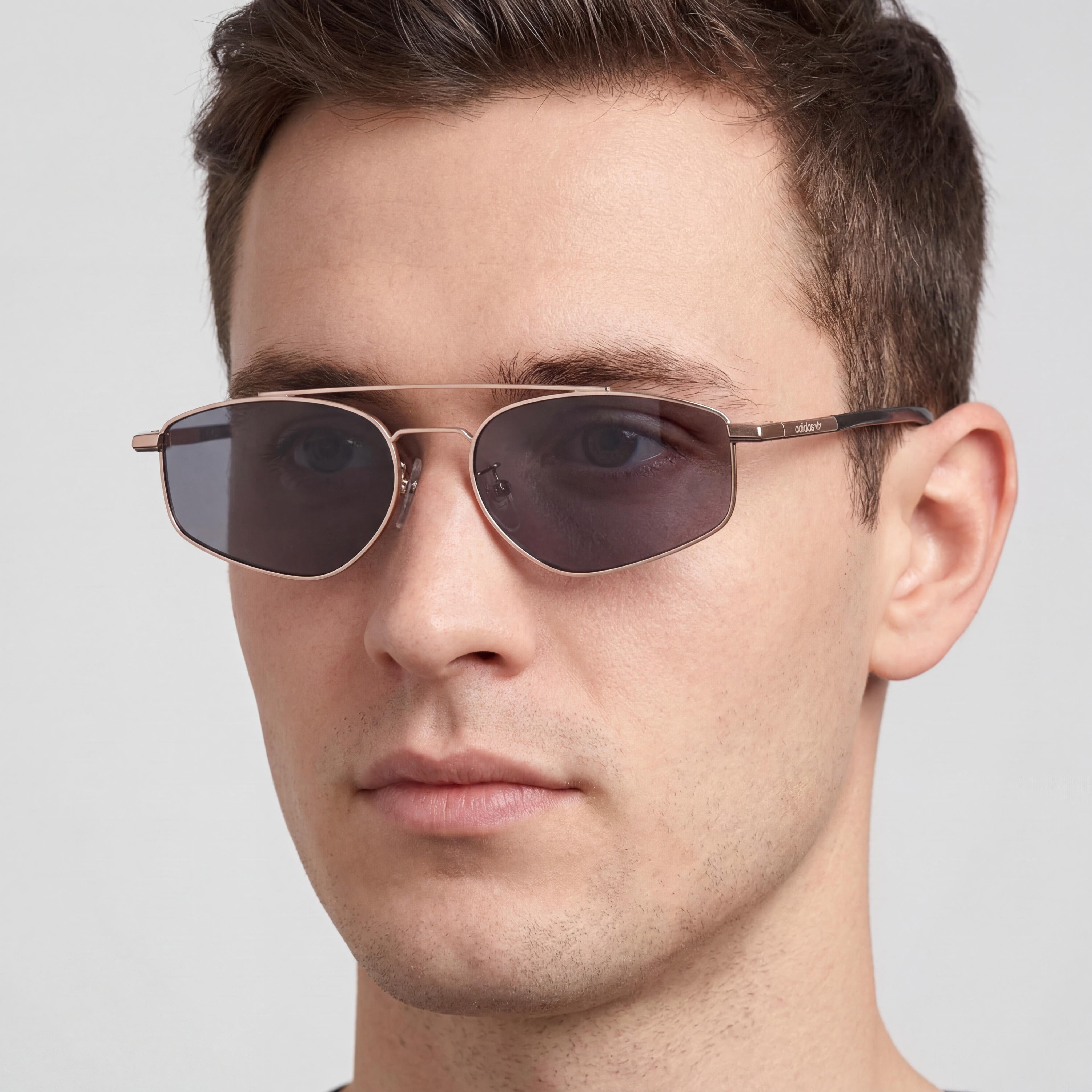 Gafas de sol metálicas unisex Adidas, montura dorada ahumada, lente de policarbonato ahumado, 100% protección UV, 55 mm, Photo 4