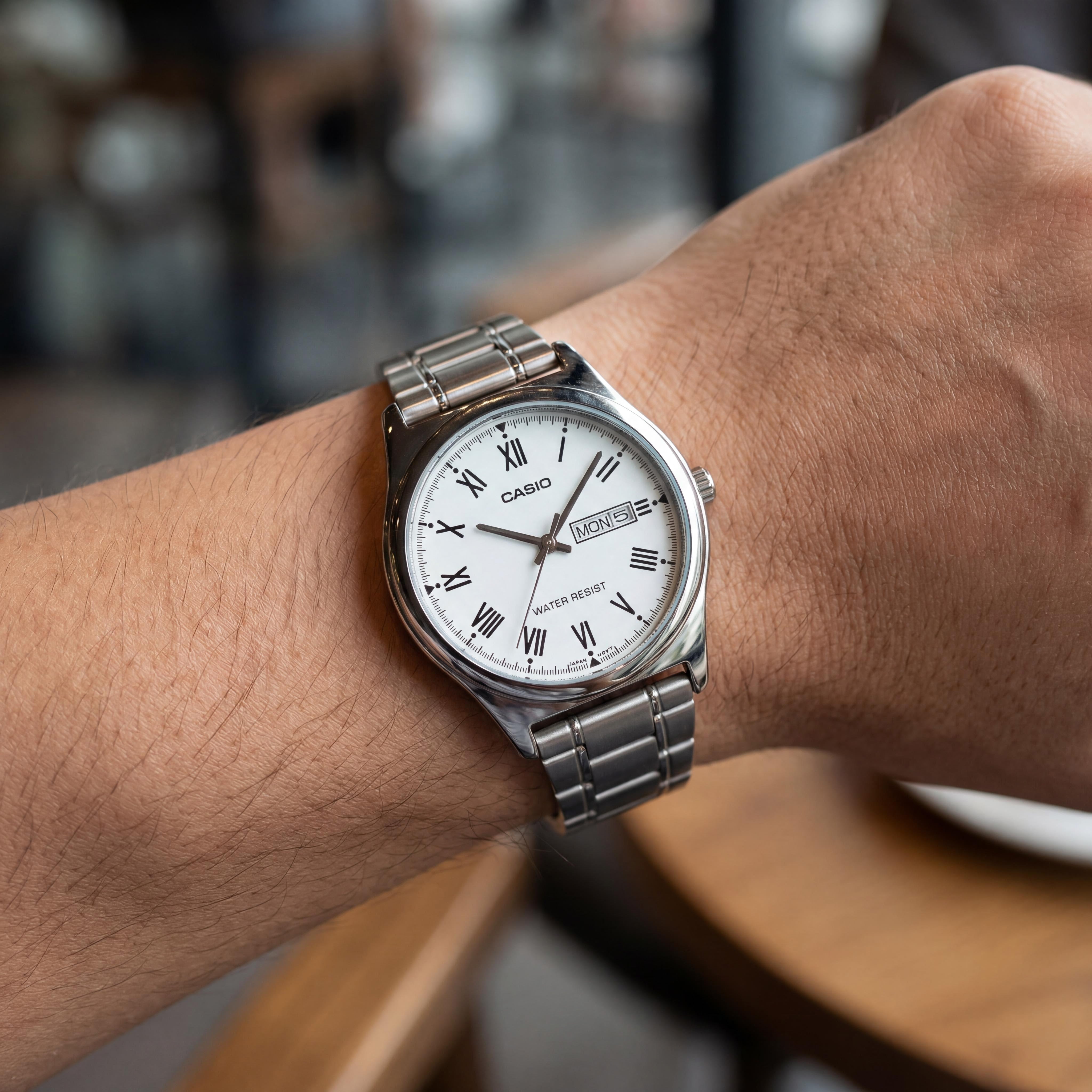 Casio MTP-V006D-7BUDF Minimalist Men's Analog Quartz Stainless Steel Silver White 38mm Water Resistant Watch, Photo 4