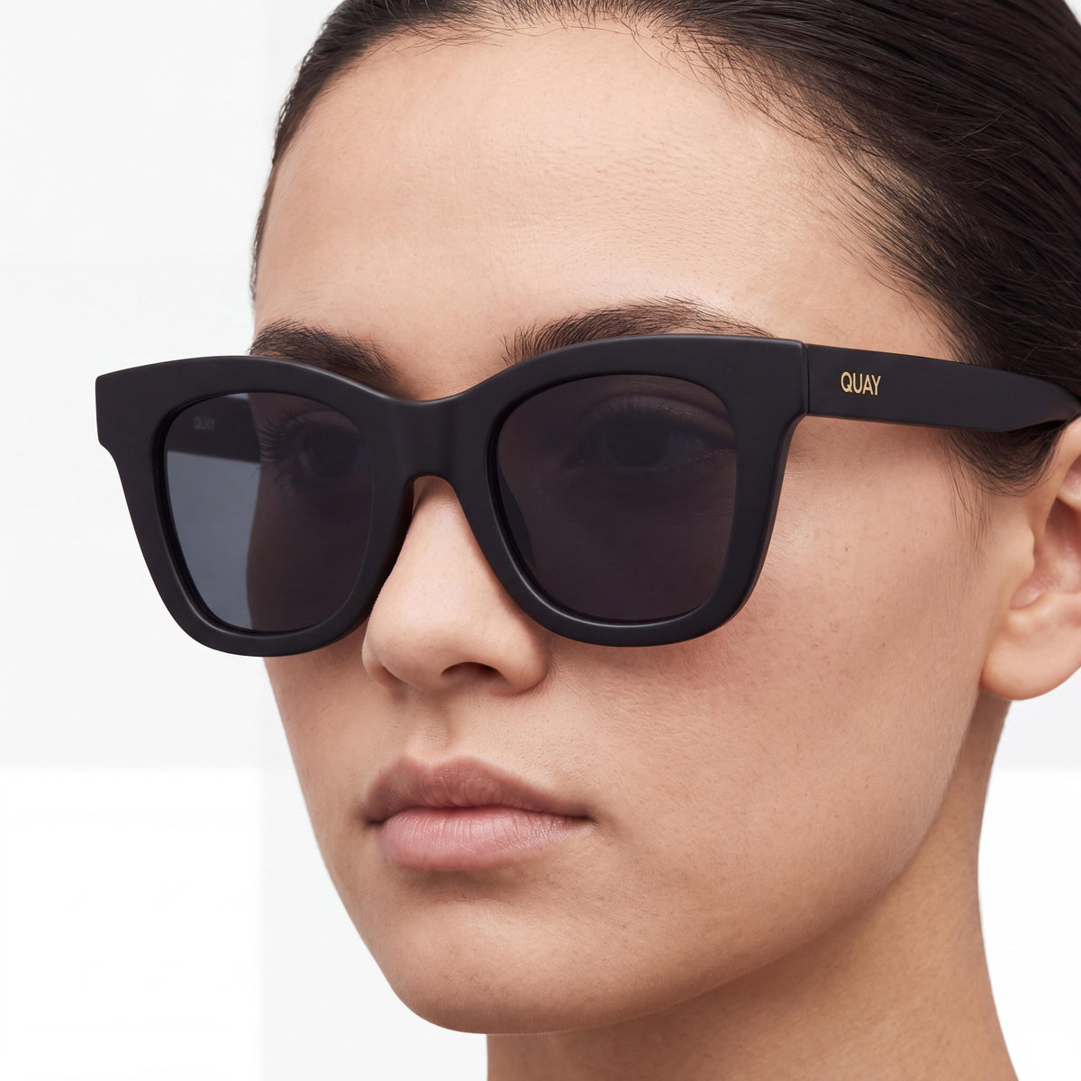 QUAY AUSTRALIA After Hours Unisex Matte Black Smoke Grey Smoked Non-Polarized UV Protected Sunglasses, Temple 150mm, Photo 4