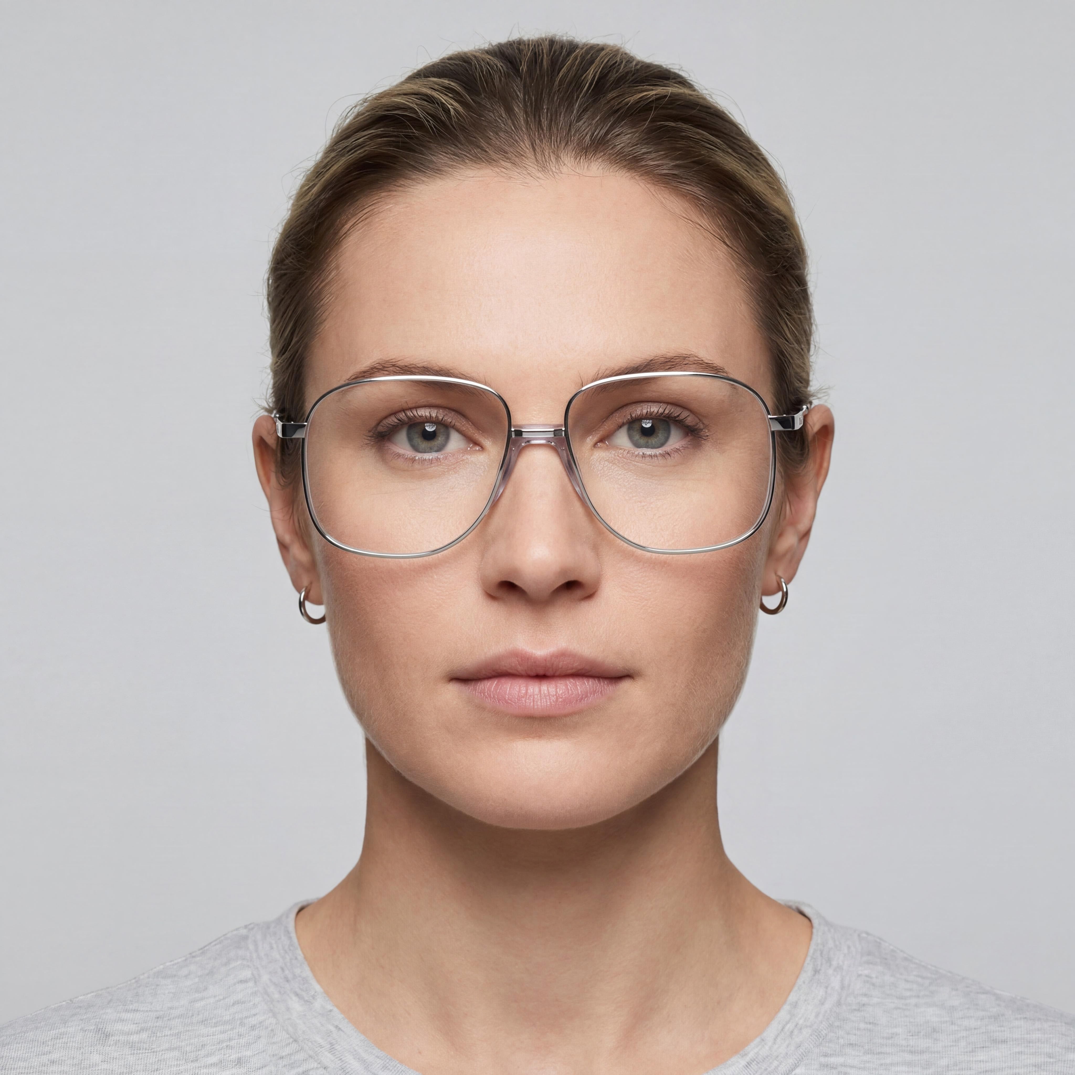 Gafas Victoria Beckham Modern VB2134 para mujer con montura de metal plateado y lentes de policarbonato plateado, tamaño 56 mm, Photo 5