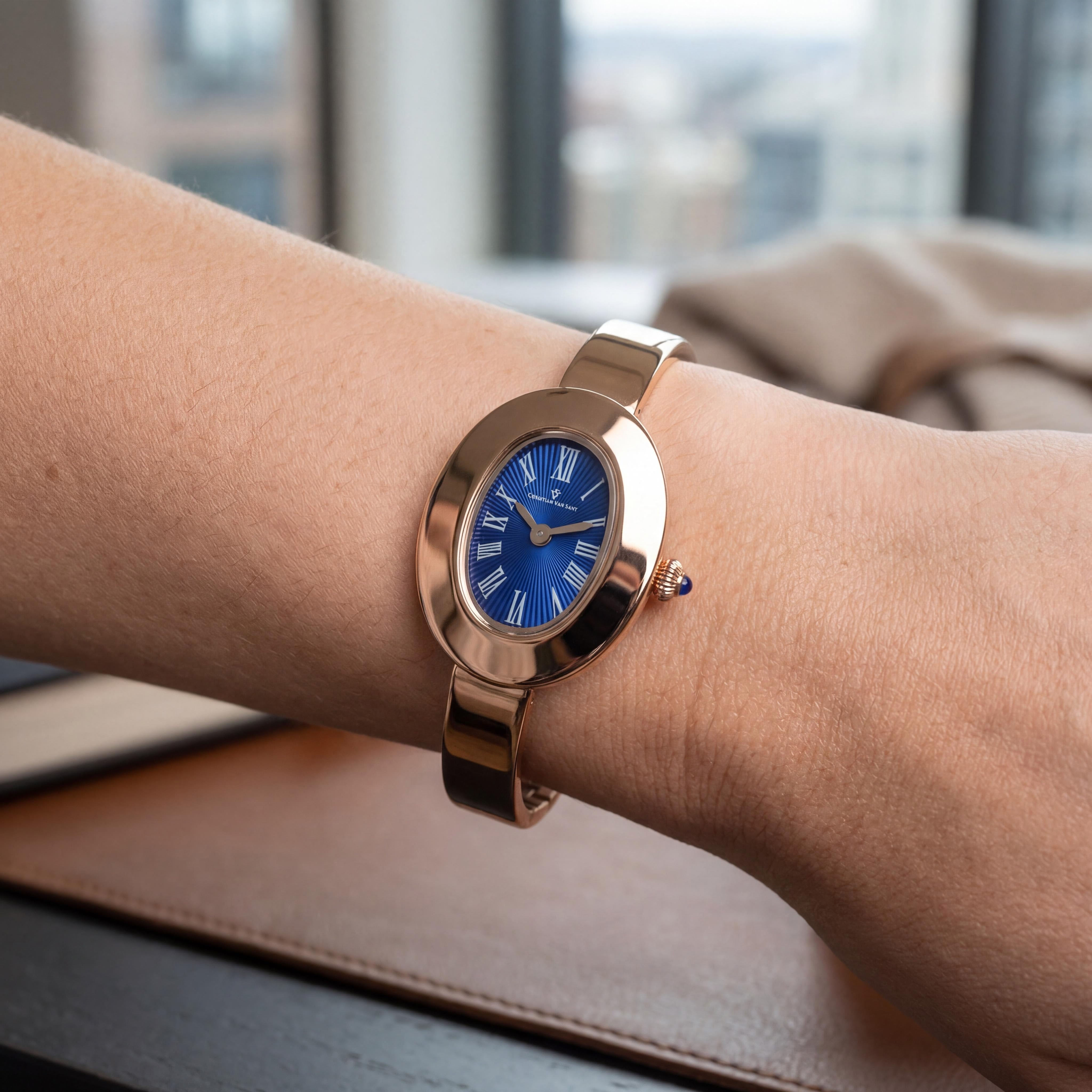 Reloj de cuarzo Christian Van Sant Anora CV4341 para mujer con esfera azul, caja y correa de acero inoxidable, Photo 3