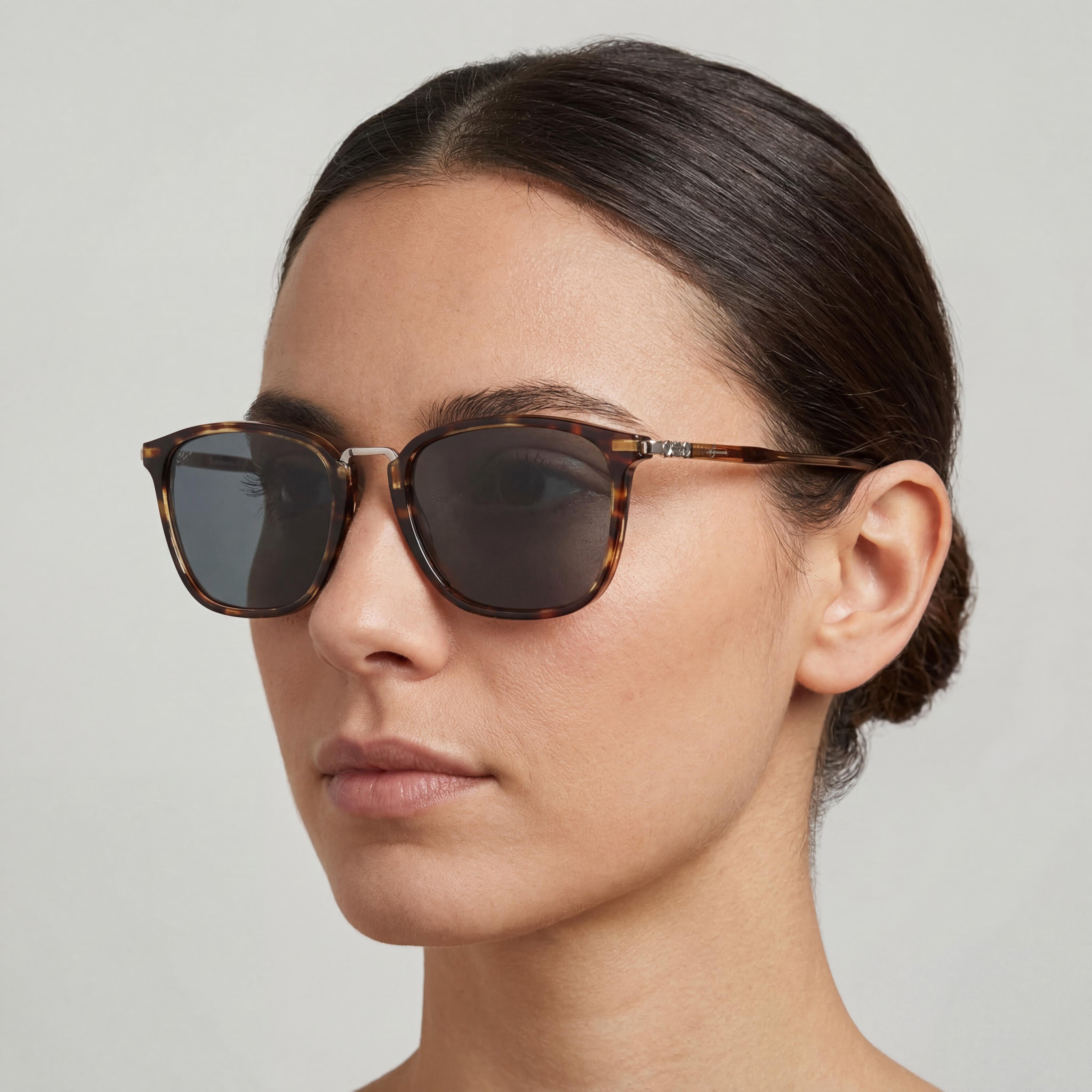 Salvatore Ferragamo Navigator Women's Striped Brown Blue Plastic Frame Solid Blue Non-Polarized UV Sunglasses 53mm, Photo 5