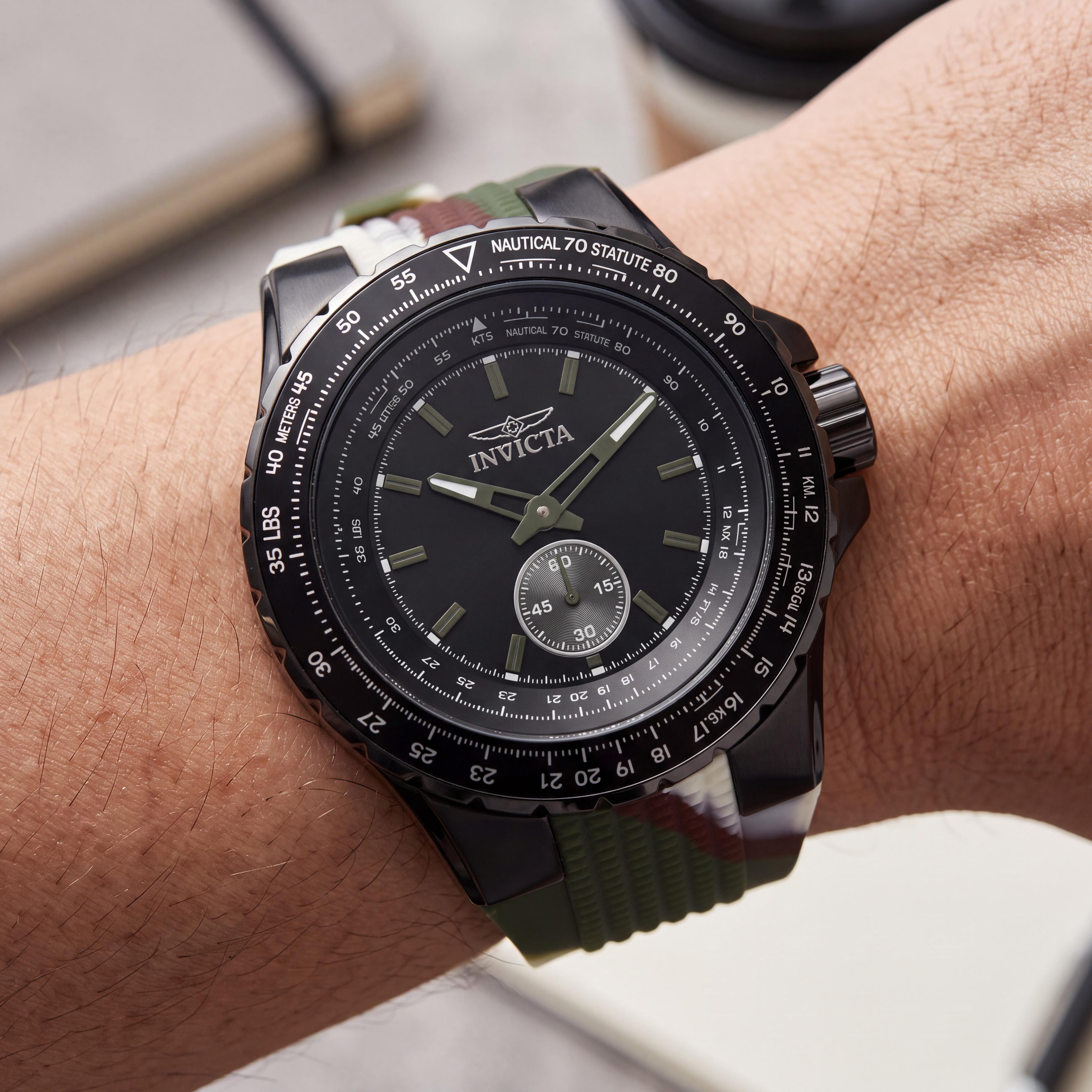 Reloj de cuarzo Invicta Aviator 49320 para hombre, caja de acero inoxidable de 50 mm, esfera negra, correa de silicona, Photo 4