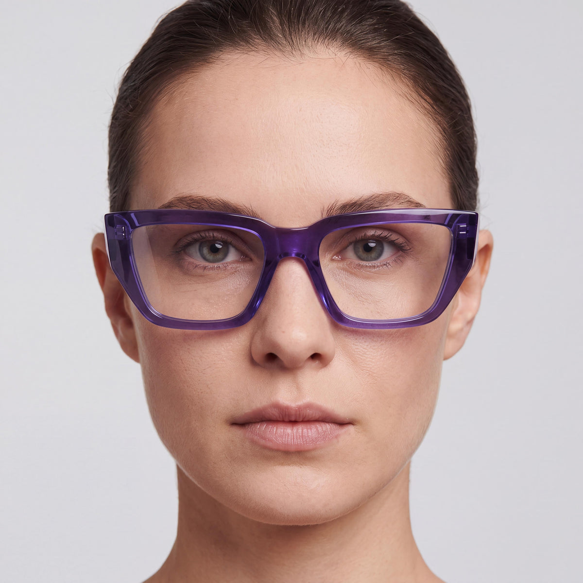 KARL LAGERFELD Modern Women's Violet Injected Frame Sunglasses with Polycarbonate Lenses and UV Protection 52mm, Photo 5