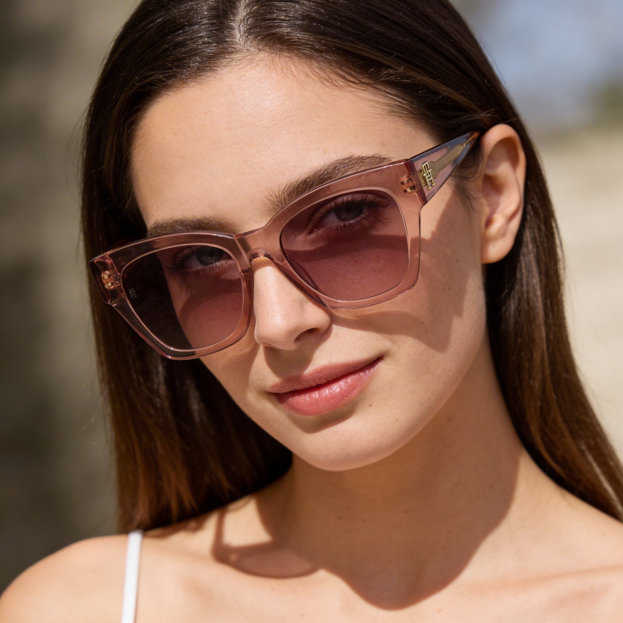 Tommy Hilfiger Th 2156/S Women's Pink Acetate Sunglasses with Pink Doubleshade Lenses, 100% UV Protection, 52mm Lens, 20mm Bridge, Photo 6