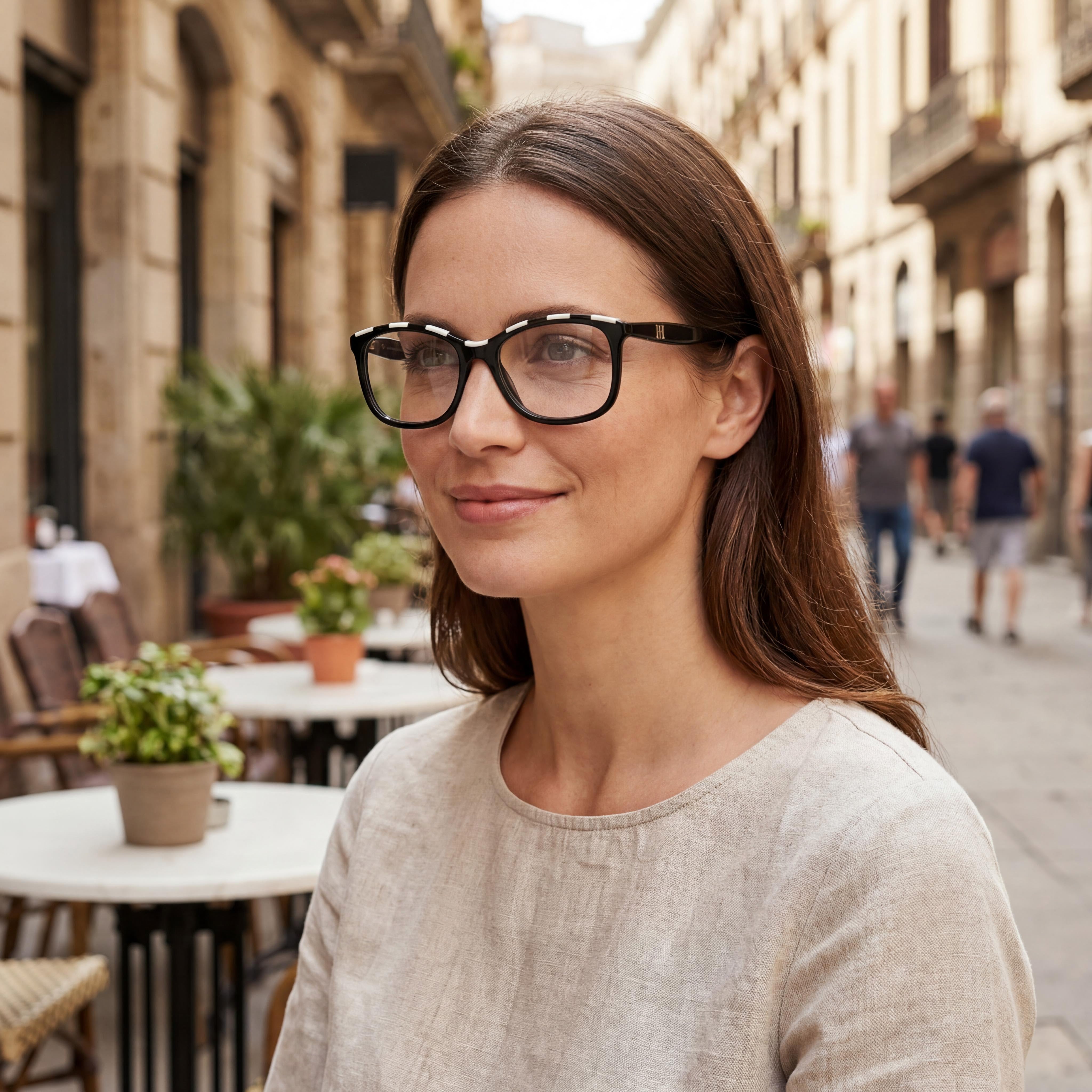 Carolina Herrera Her 0147 Women’s Modern Style Acetate Eyeglasses in Black White, 54mm Lens Width, Photo 4