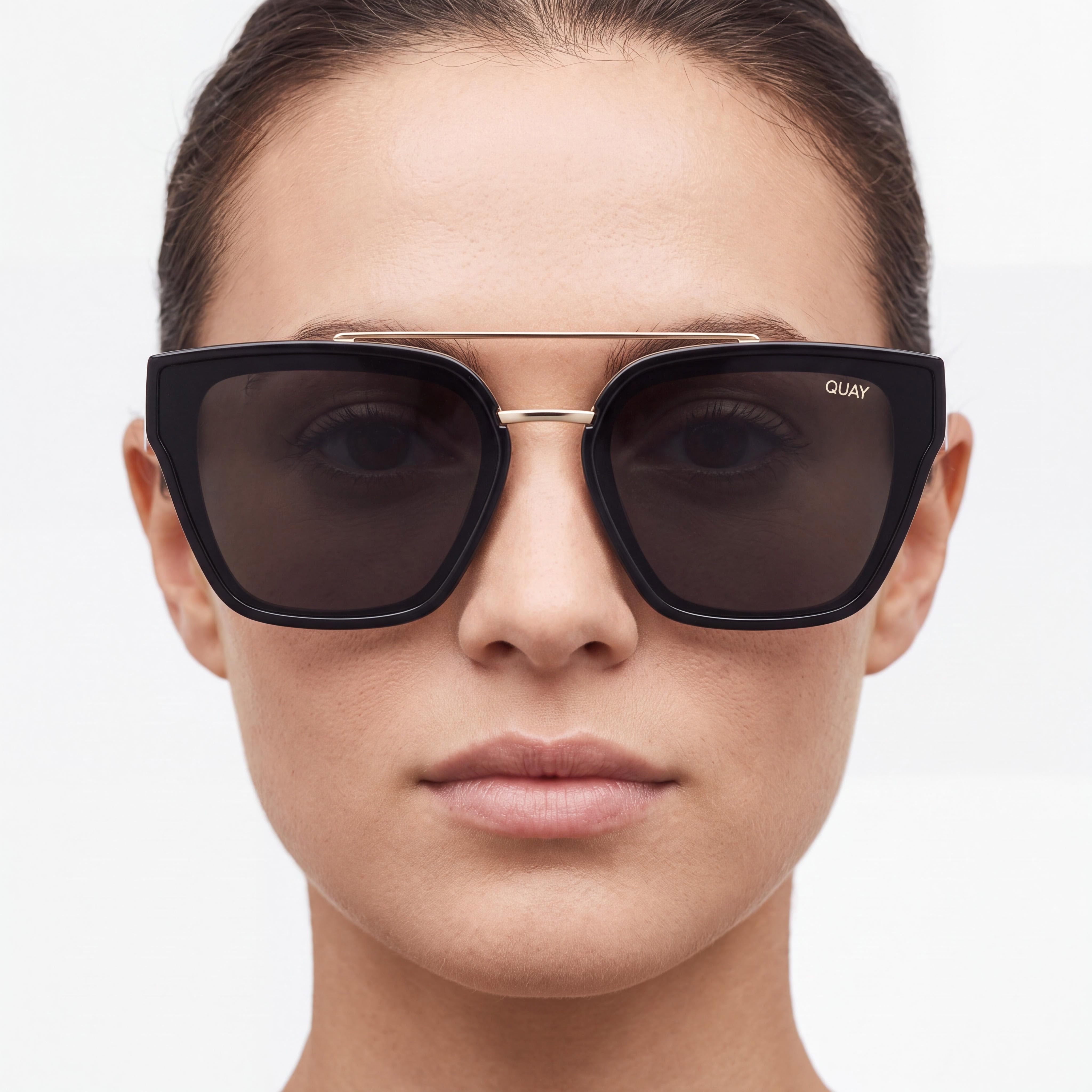 QUAY AUSTRALIA Sweet Talker Women's Black Smoke Frame Smoke Lens Oversized Square UV Protection Sunglasses 65mm, Photo 3