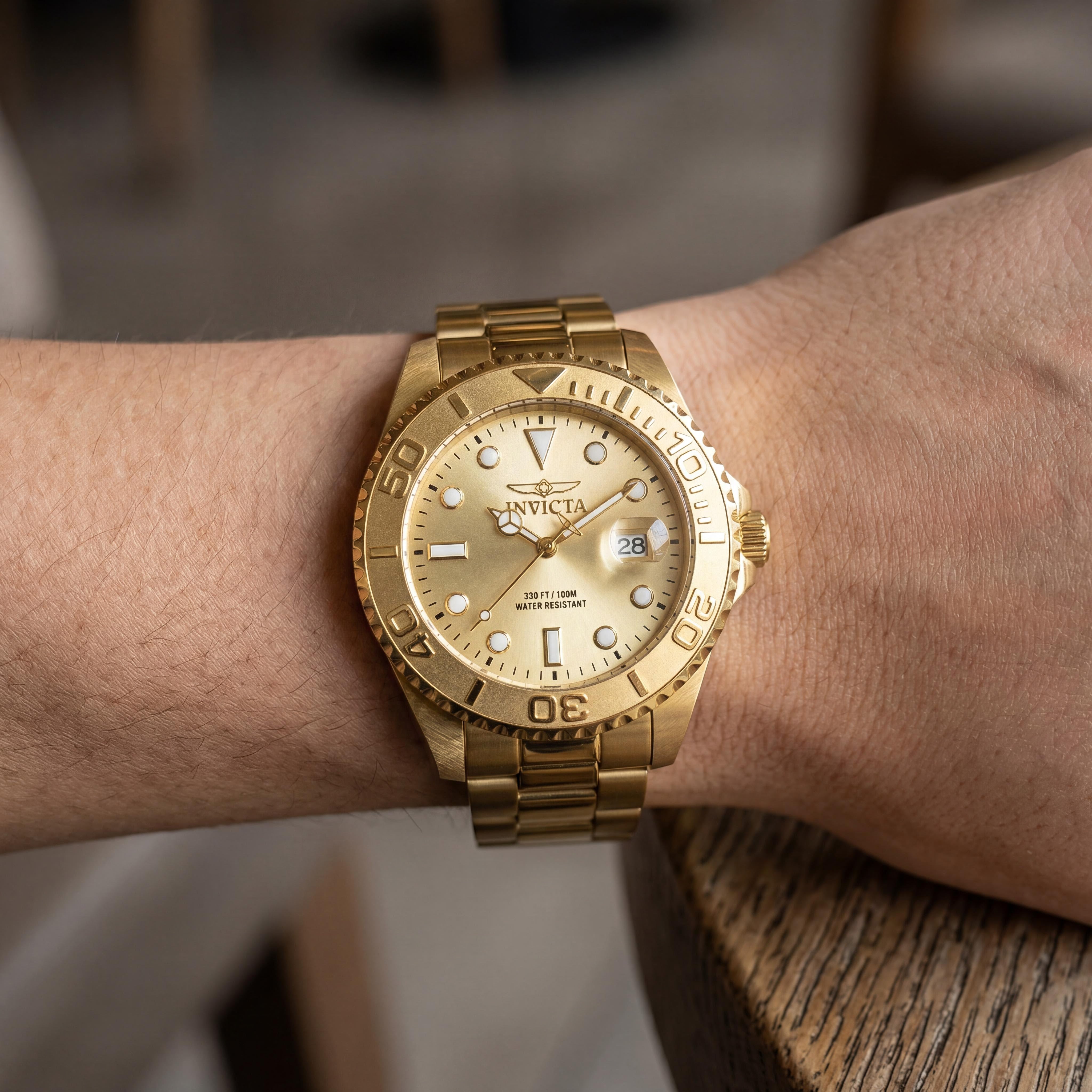 Invicta Pro Diver 69521 Unisex Gold-Tone Stainless Steel Case & Band Precision Quartz Watch 47mm, Photo 4