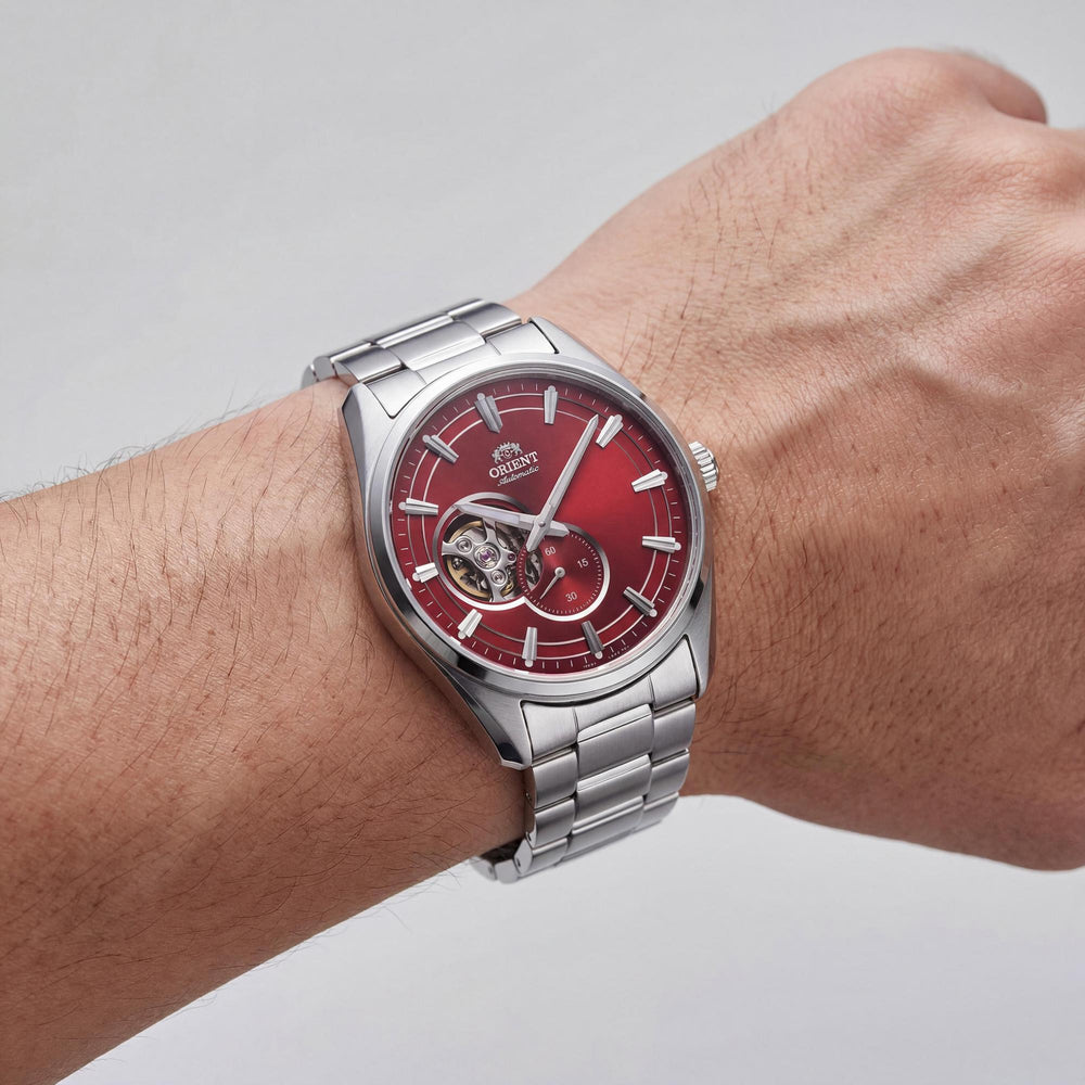 Reloj Orient para hombre, automático, contemporáneo, de corazón abierto, con esfera roja carmín, acero inoxidable, 42 mm