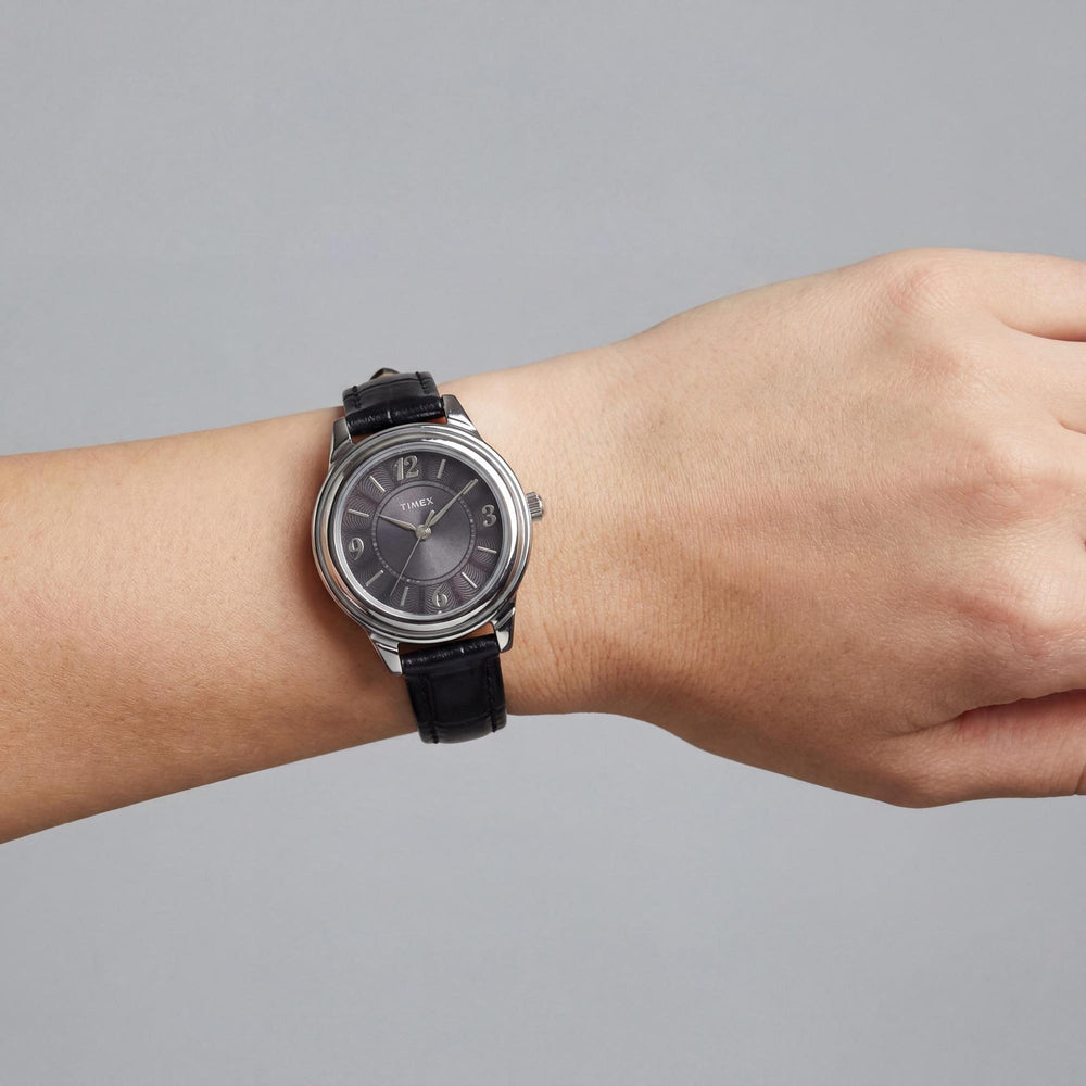 Reloj Timex Classic de 26 mm para mujer, en negro y tono plateado