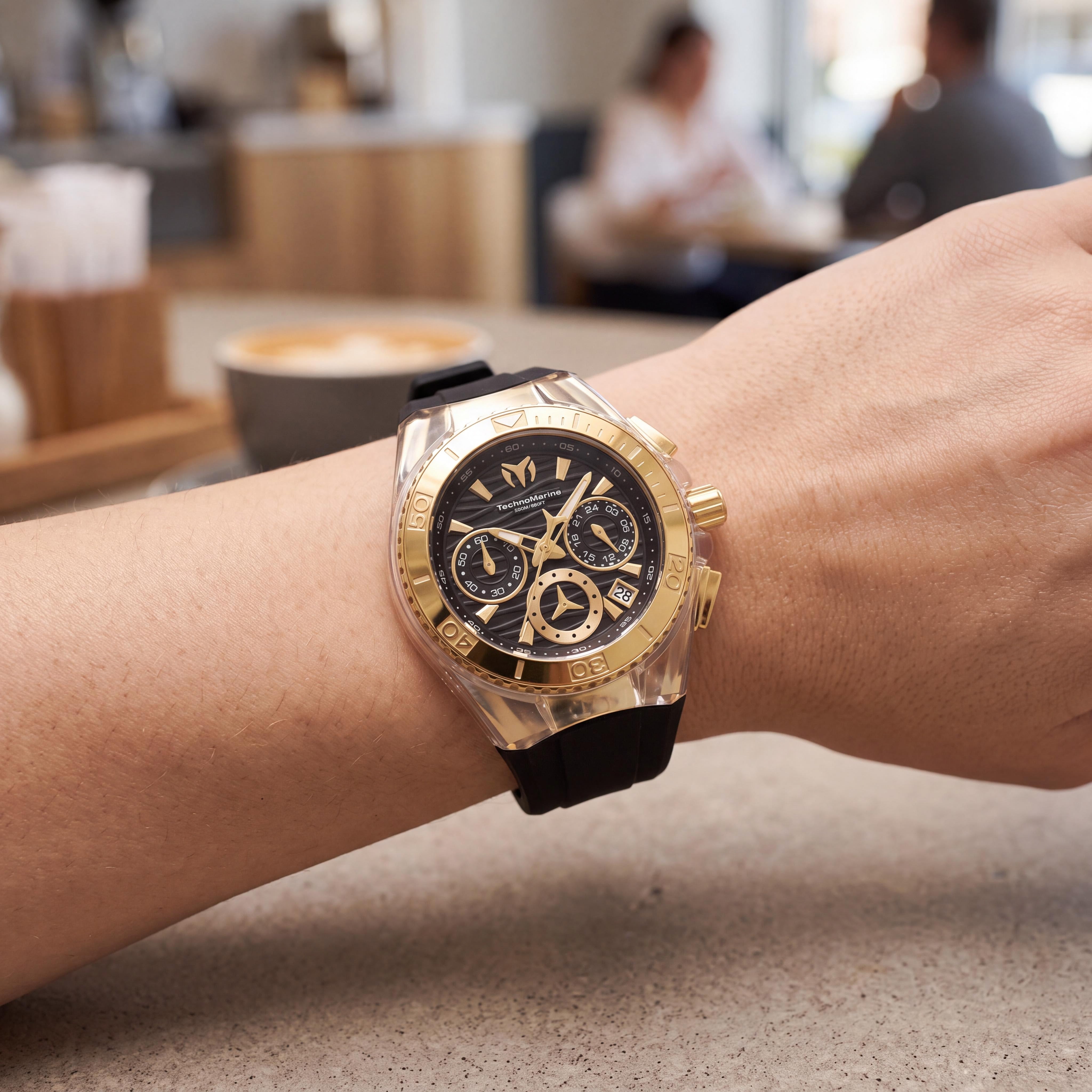 Reloj de mujer TechnoMarine Cruise TM-120036 con cronógrafo y movimiento de cuarzo, esfera negra, caja tono dorado, 40mm, Photo 4