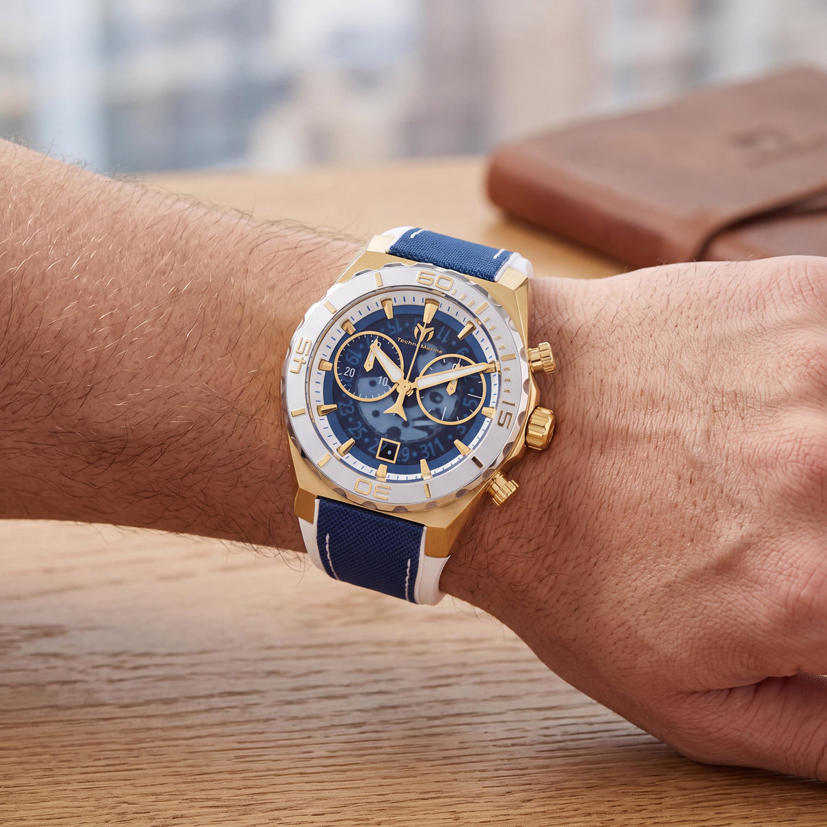 Reloj TechnoMarine TM-519007 para hombre, acero blanco y azul, tono dorado, cuarzo suizo, luminiscente, resistente al agua 100m, 48mm, Photo 4