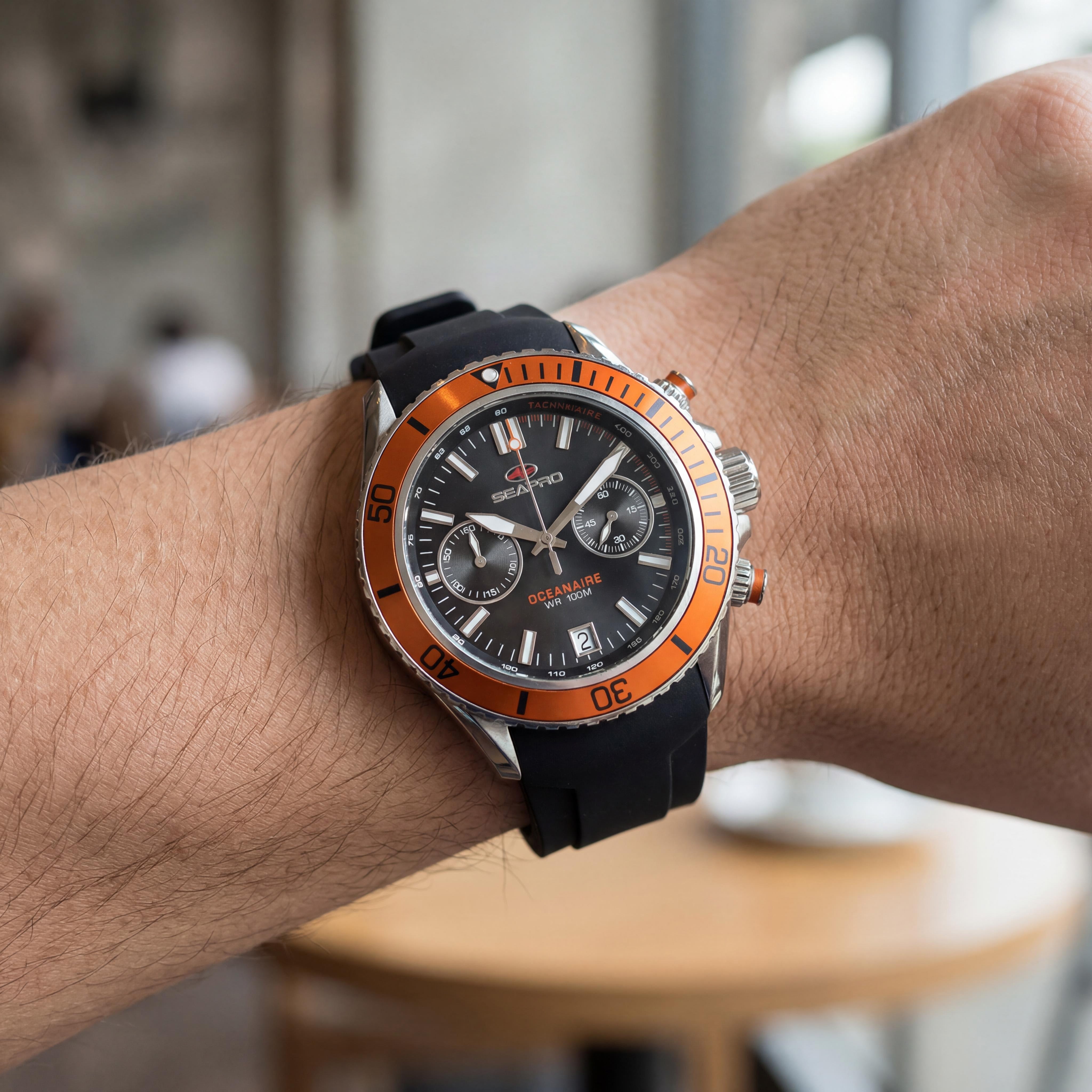 Reloj de cronógrafo negro Seapro de cuarzo para hombre con visualización de fecha, bisel giratorio, correa de silicona y caja de acero inoxidable, resistente al agua 100 m, Photo 3