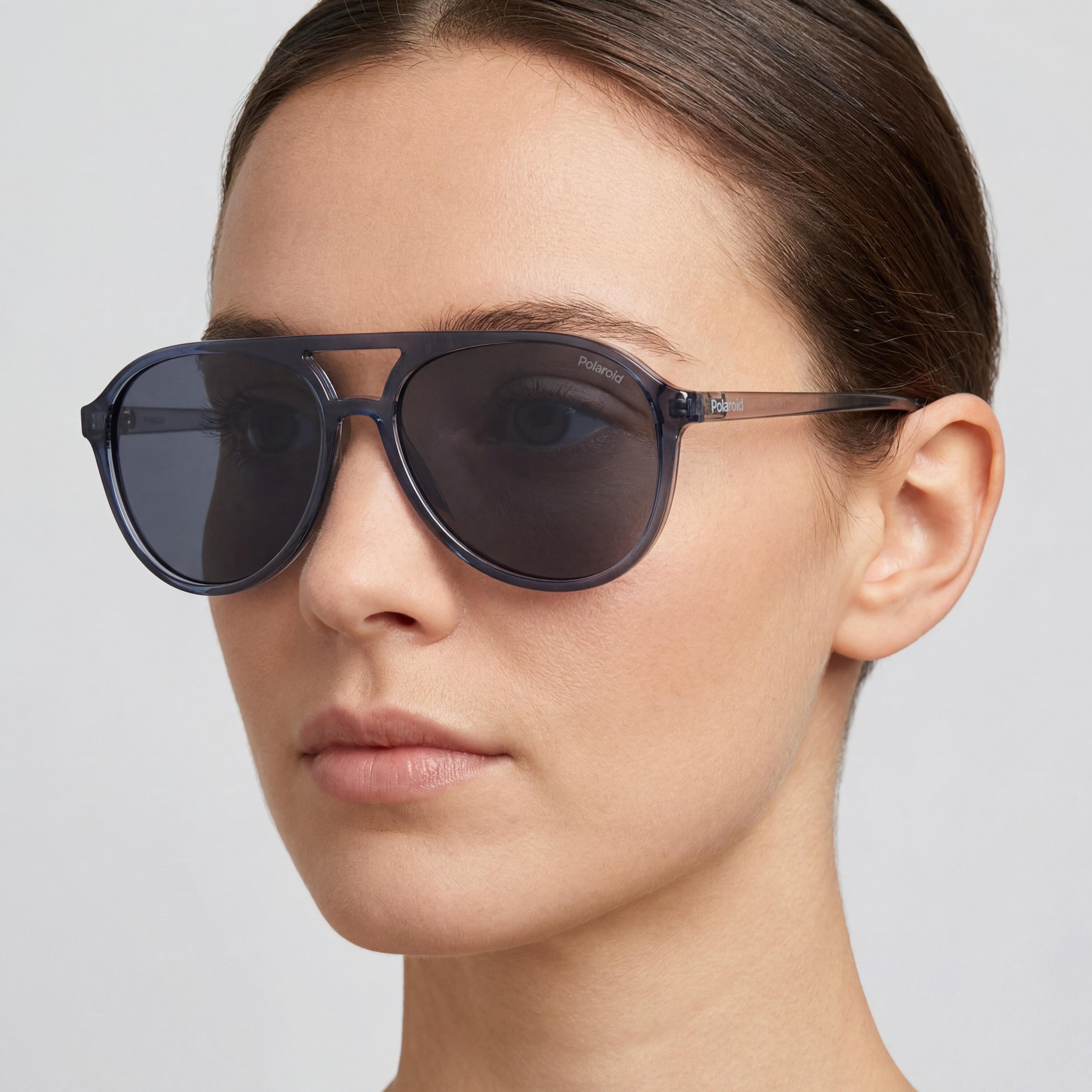 Polaroid Women's Casual Polycarbonate Grey Blue Frame Blue Polarized Lenses 100% UV Protection 56mm, Photo 4