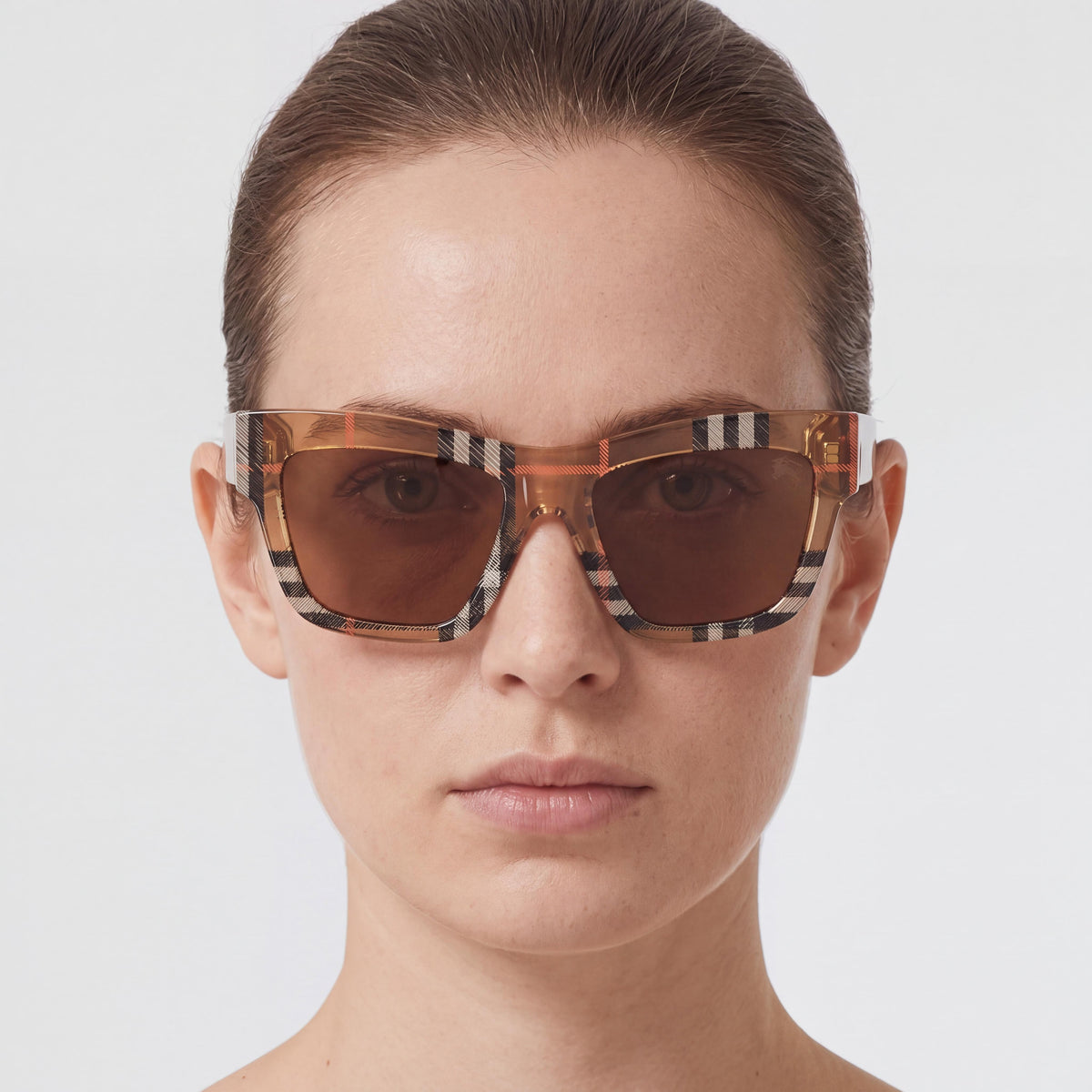 Gafas de sol polarizadas de carey marrón oscuro para mujer de BURBERRY, Photo 3