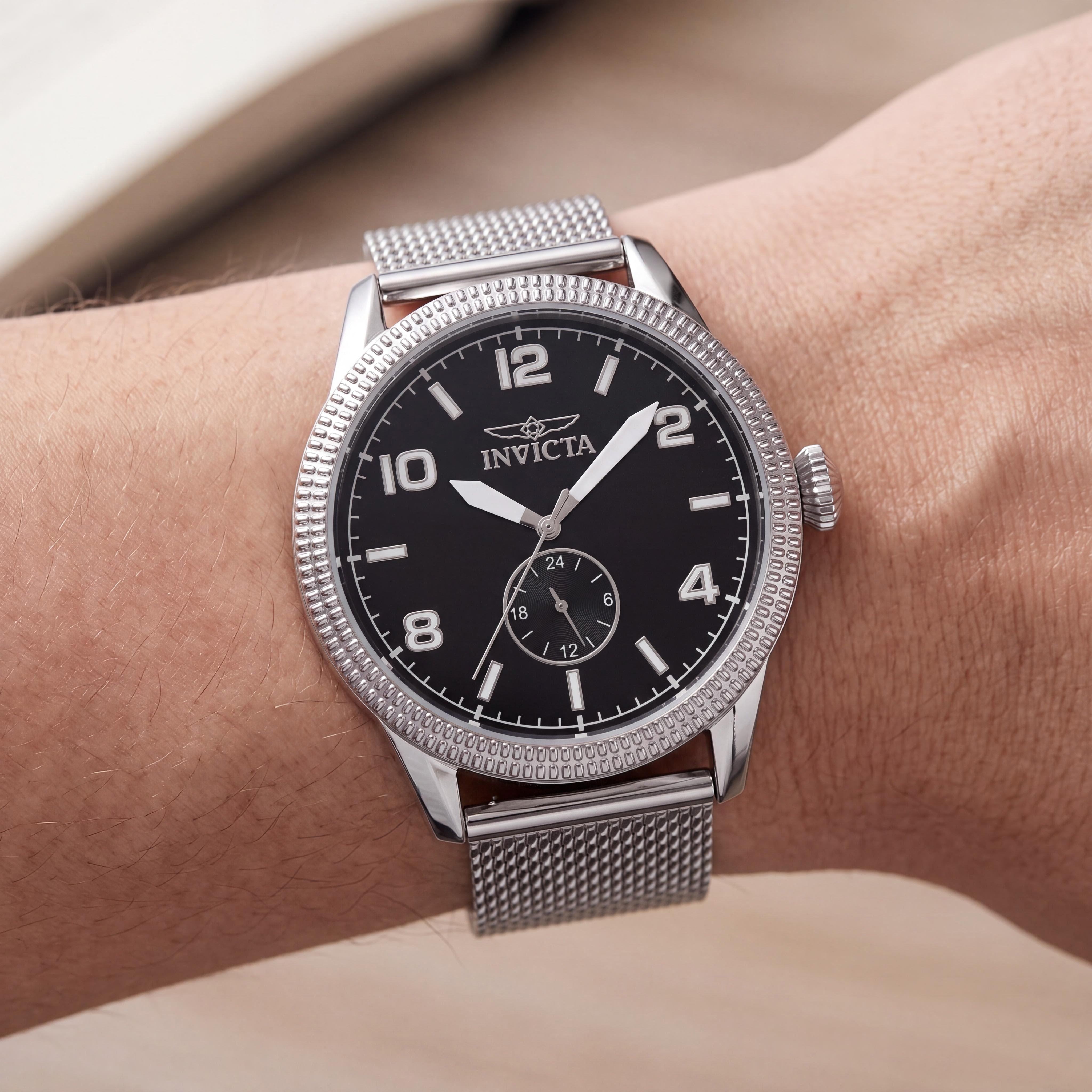 Reloj Invicta de Cuarzo Cronógrafo para Hombre con Brazalete, Caja de Acero Inoxidable Plateado-Gris de 44 mm, Esfera Negra, Photo 3