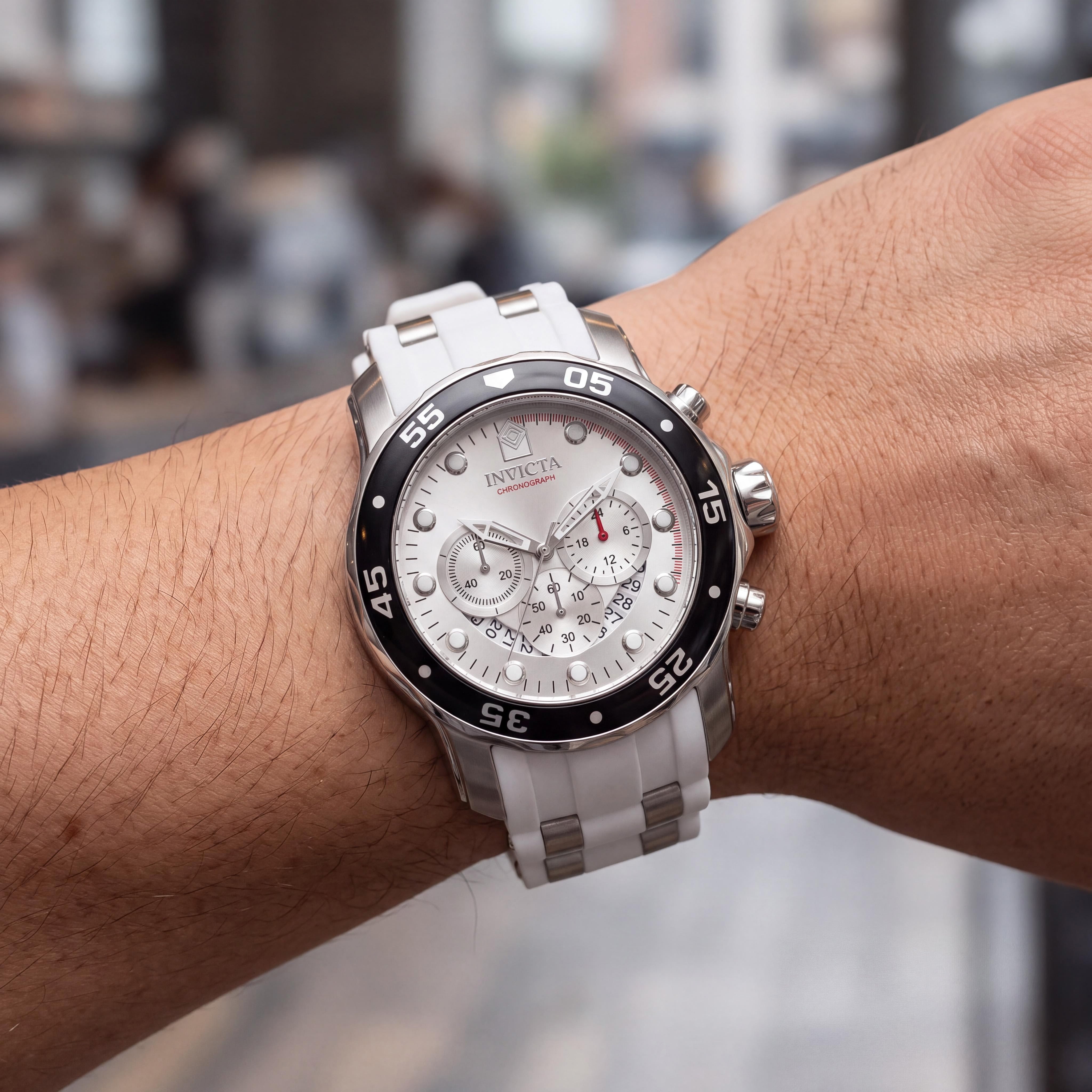 Invicta Men's Pro Diver Quartz Chronograph Watch, Stainless Steel Case, White Polyurethane Strap, Silver Dial, Photo 3