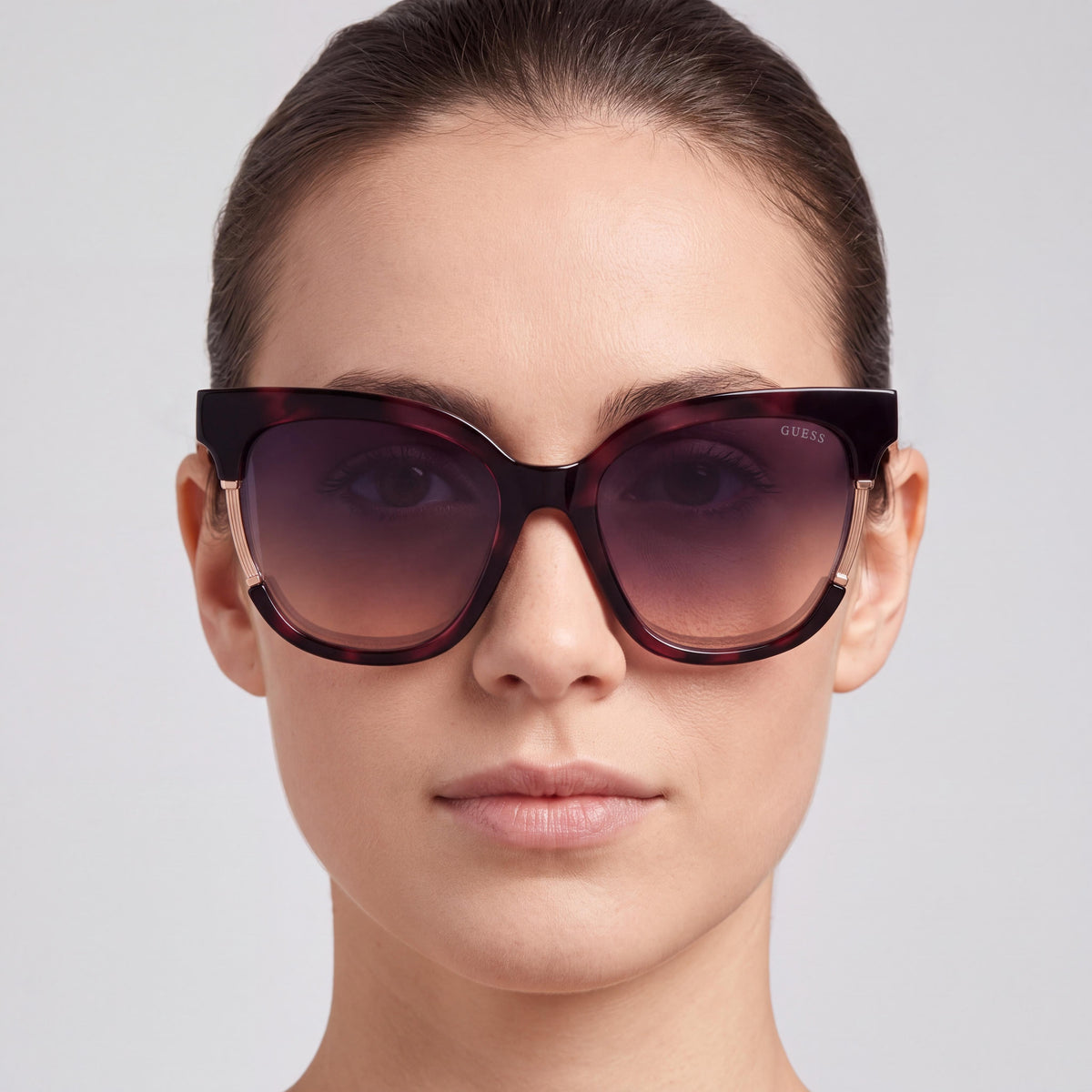 GUESS Women's GU772683Z55 Injected Violet Frame Non-Polarized Gradient Violet Lens Sunglasses 55mm, Photo 5