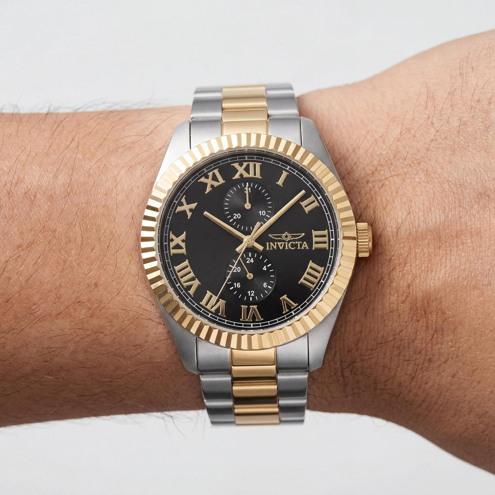 Reloj Invicta Specialty 47425 unisex con cronógrafo de acero inoxidable plateado y esfera negra de 43 mm