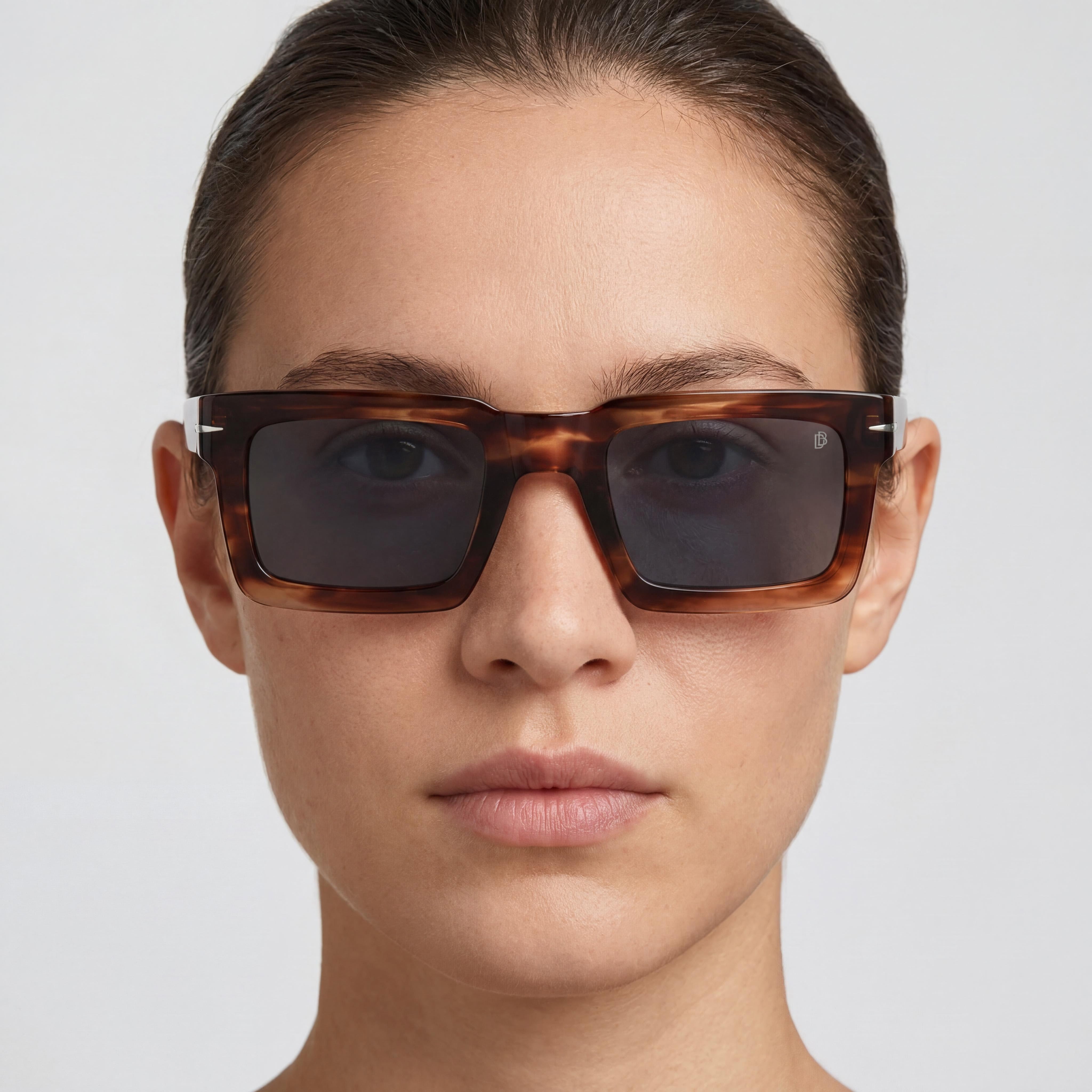 David Beckham DB 7126/S Unisex Casual Style Brown Horn Acetate Frame Sunglasses with UV 400 Protection 51mm, Photo 5