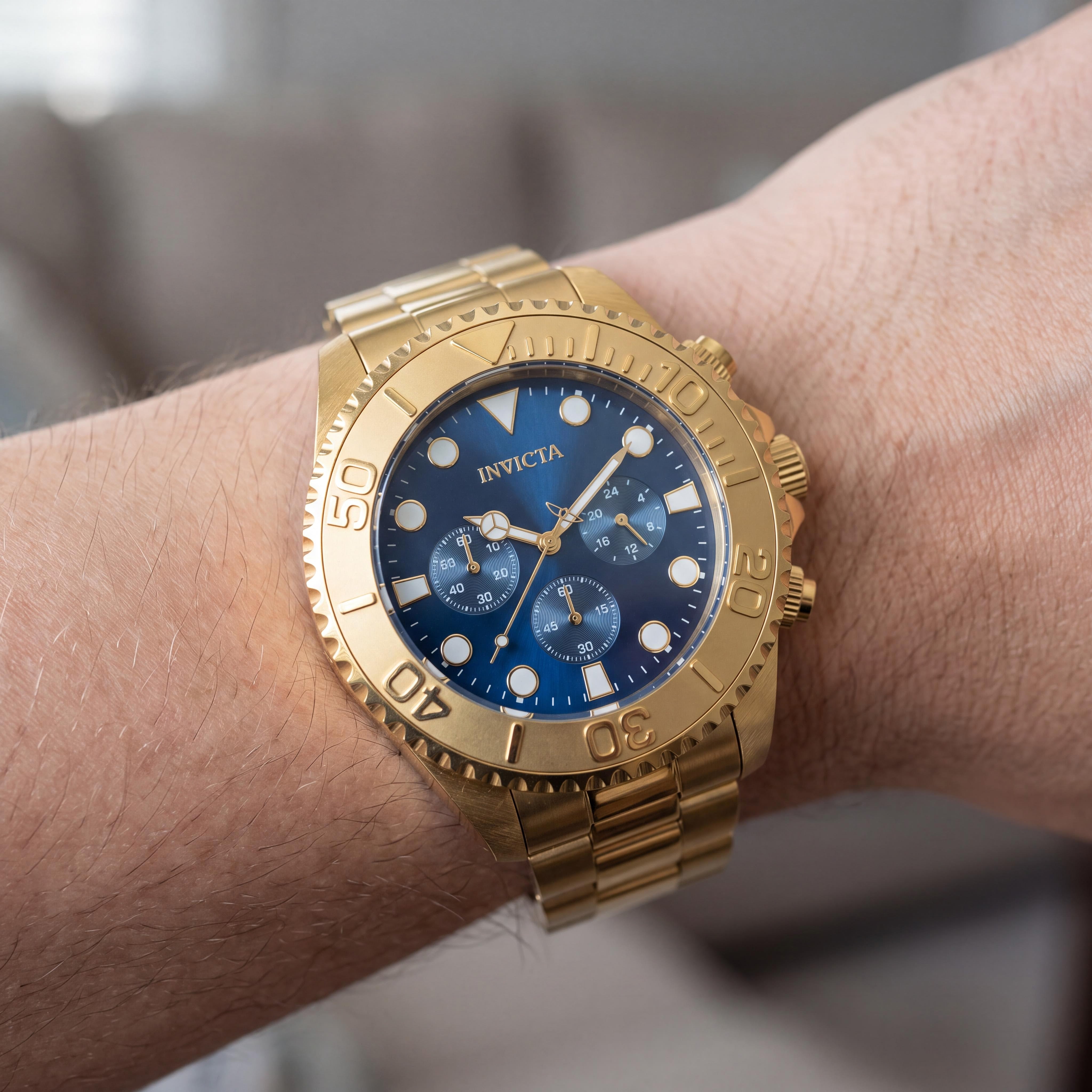 Invicta Pro Diver 36974 Unisex Quartz Chronograph Gold-tone Stainless Steel Watch with Blue Dial, 47mm, Photo 4