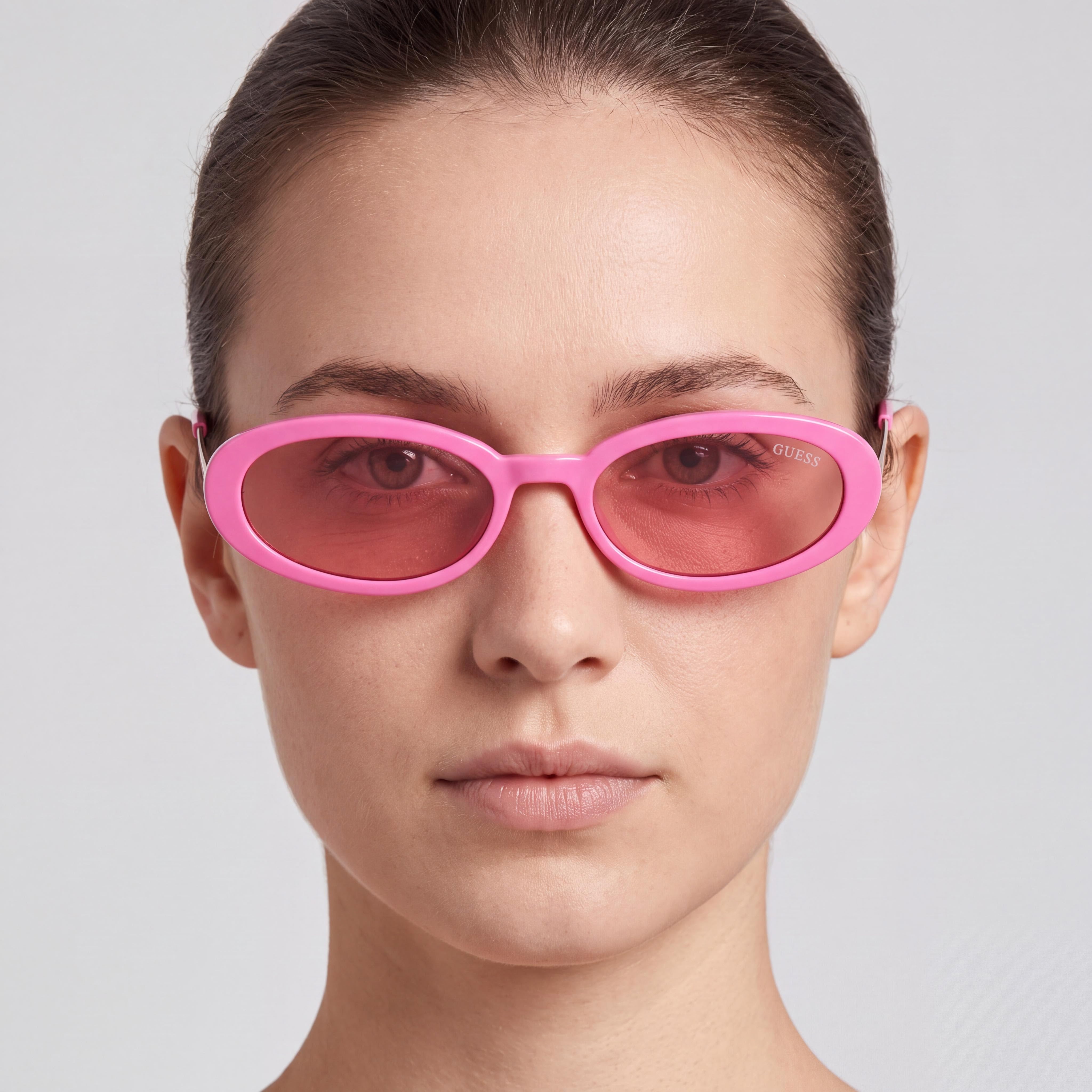 GUESS Women's Shiny Pink Injected Oval Non-polarised Sunglasses, Bordeaux Lenses, 51-18-145mm, Photo 4