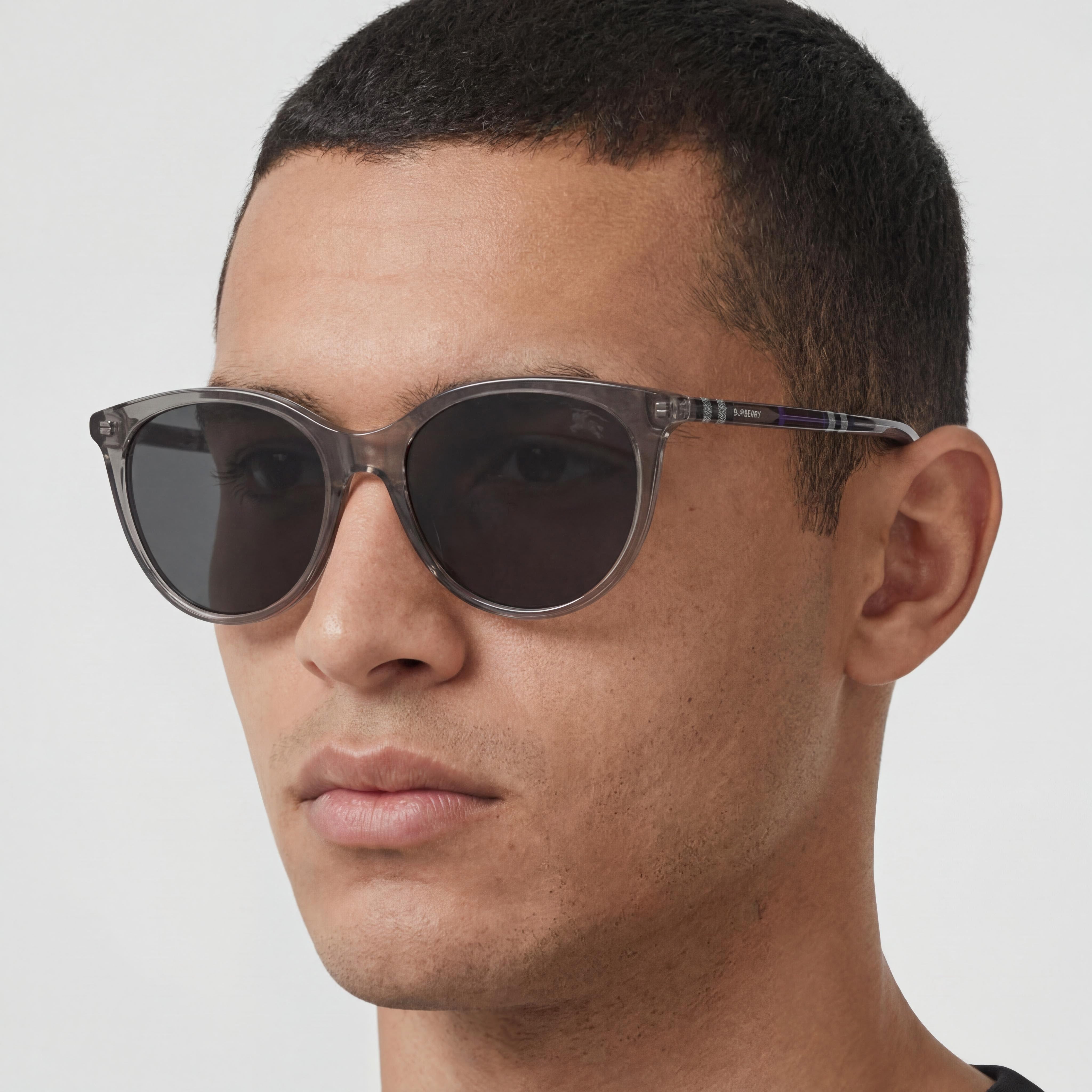 BURBERRY BE4464D Gafas de Sol Ojo de Gato para Hombre y Mujer, Montura de Acetato Gris, Lentes Polarizadas Gris Oscuro 56mm, Photo 5