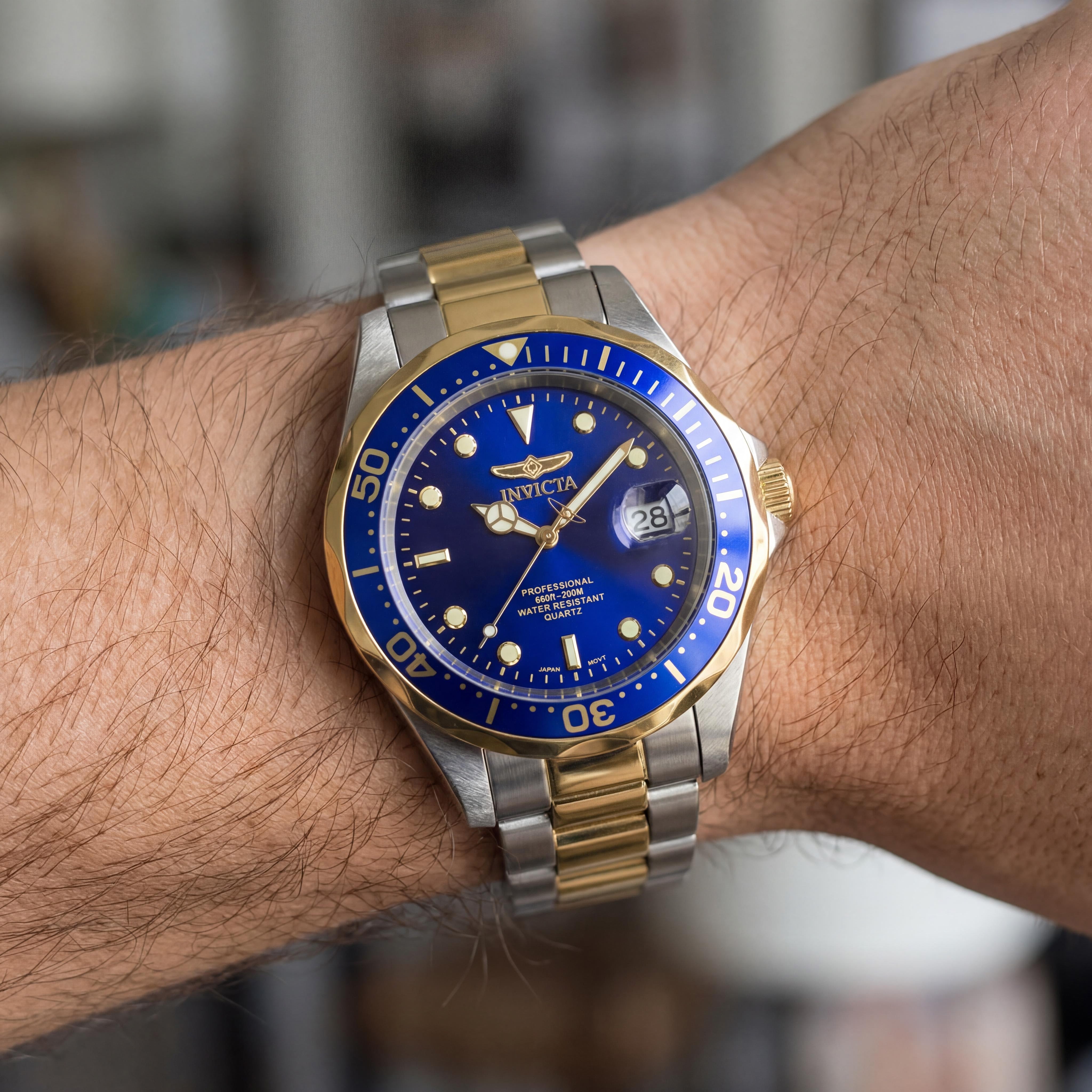 Invicta Pro Diver 17050 Men's Quartz Stainless Steel & 18k Gold IP Blue Dial 37mm Watch, Photo 4