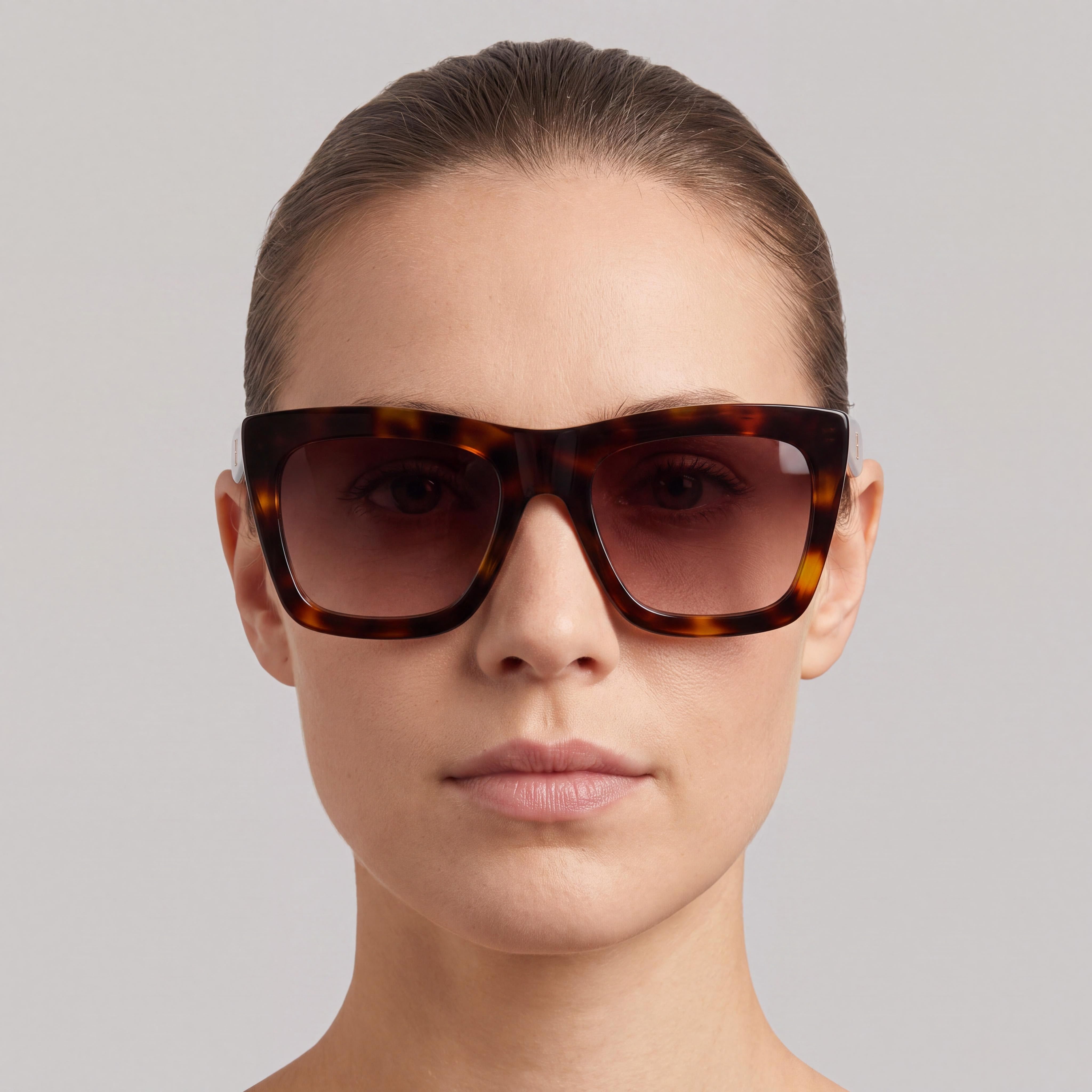 Gafas de sol no polarizadas para mujer Carolina Herrera con montura de acetato en Habana Rosado, 53mm, Photo 5