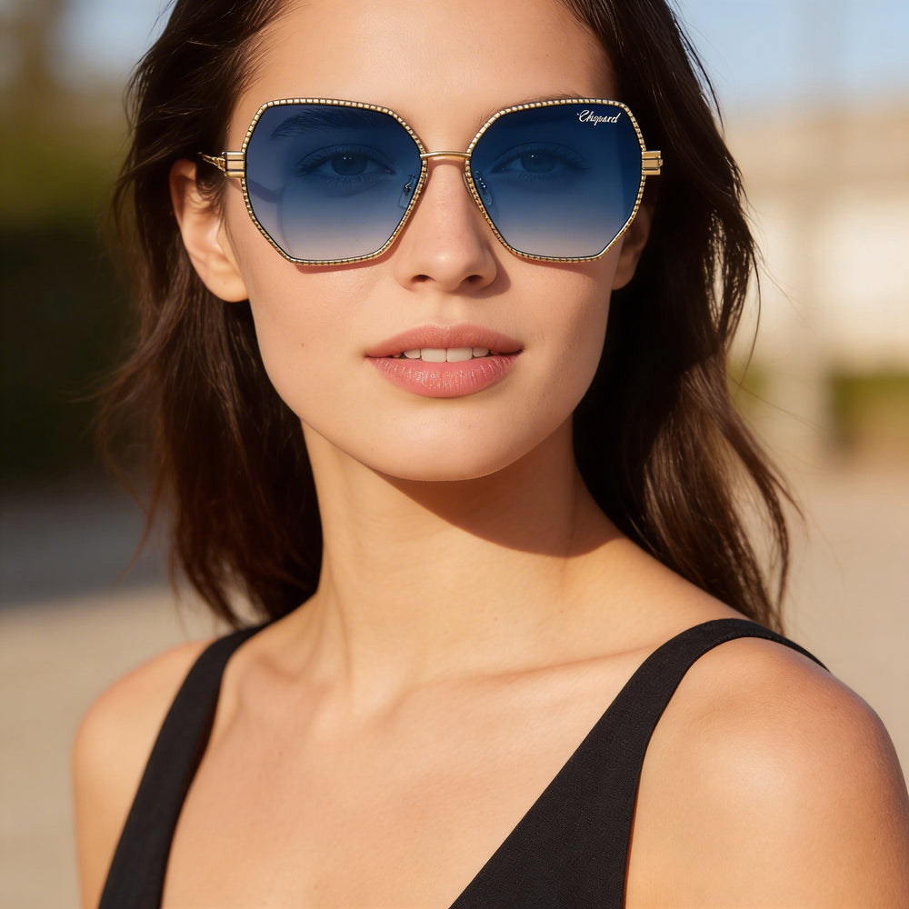 Gafas de sol Chopard Schl28m para mujer, montura de titanio camel brillante con lentes azules degradadas, 59 mm
