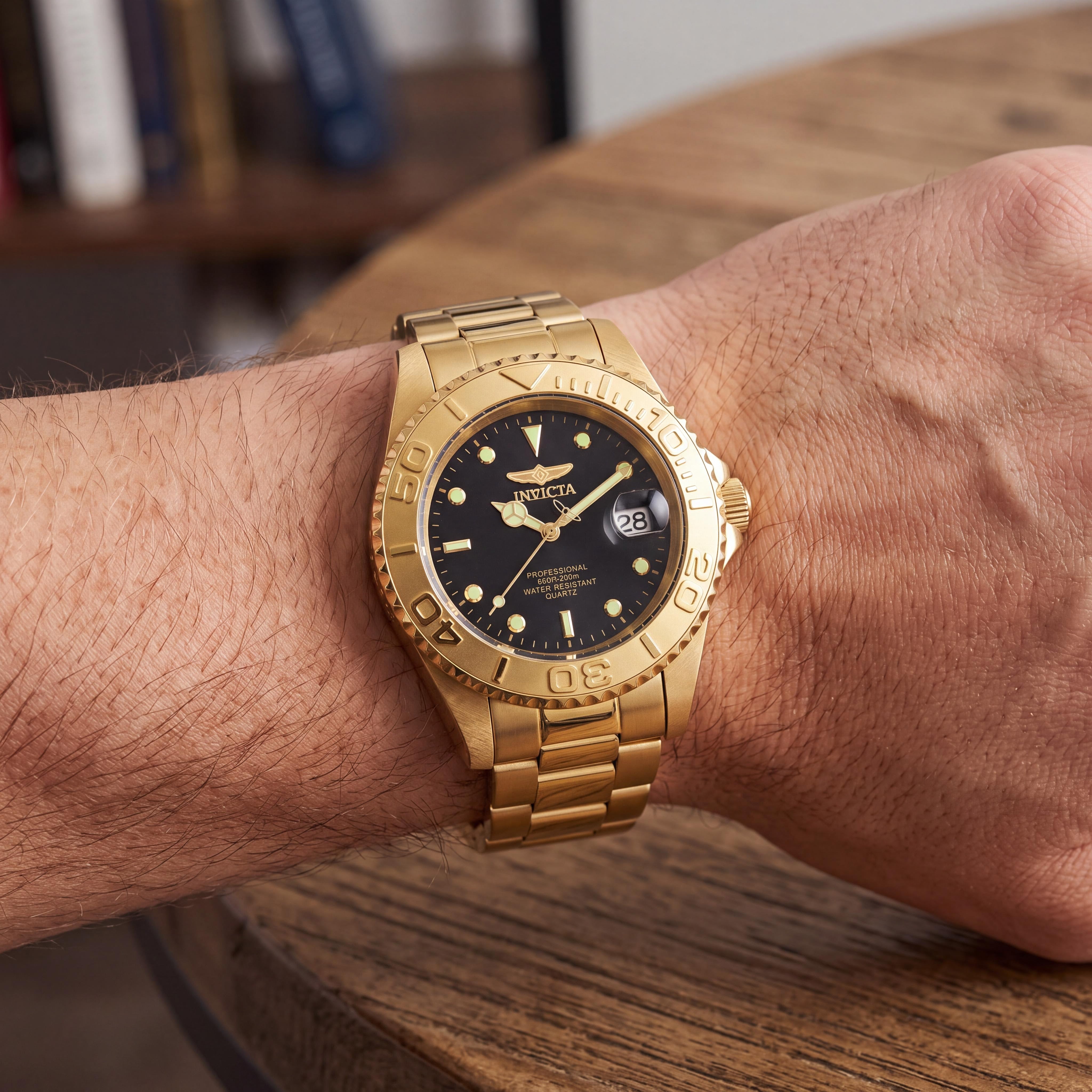 Invicta Men's Gold Tone Stainless Steel Bracelet Watch, Black Dial, 200M Water Resistant, 37.5mm Case, Photo 3