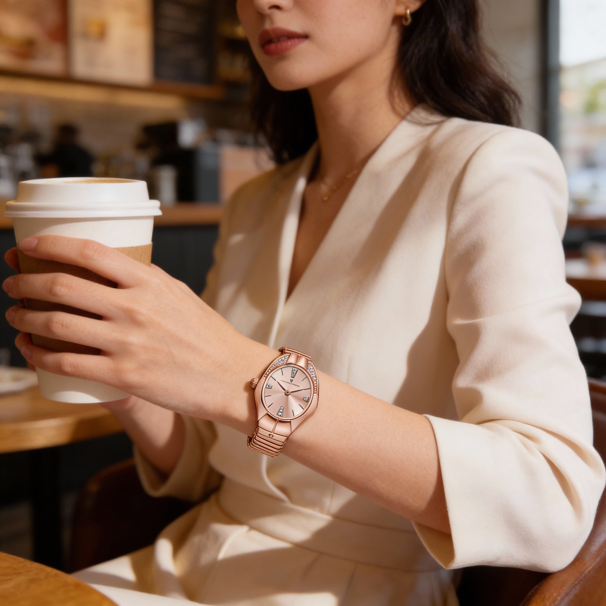 Reloj de cuarzo para mujer Christian Van Sant con esfera de oro rosa y caja y pulsera de acero inoxidable, Photo 4