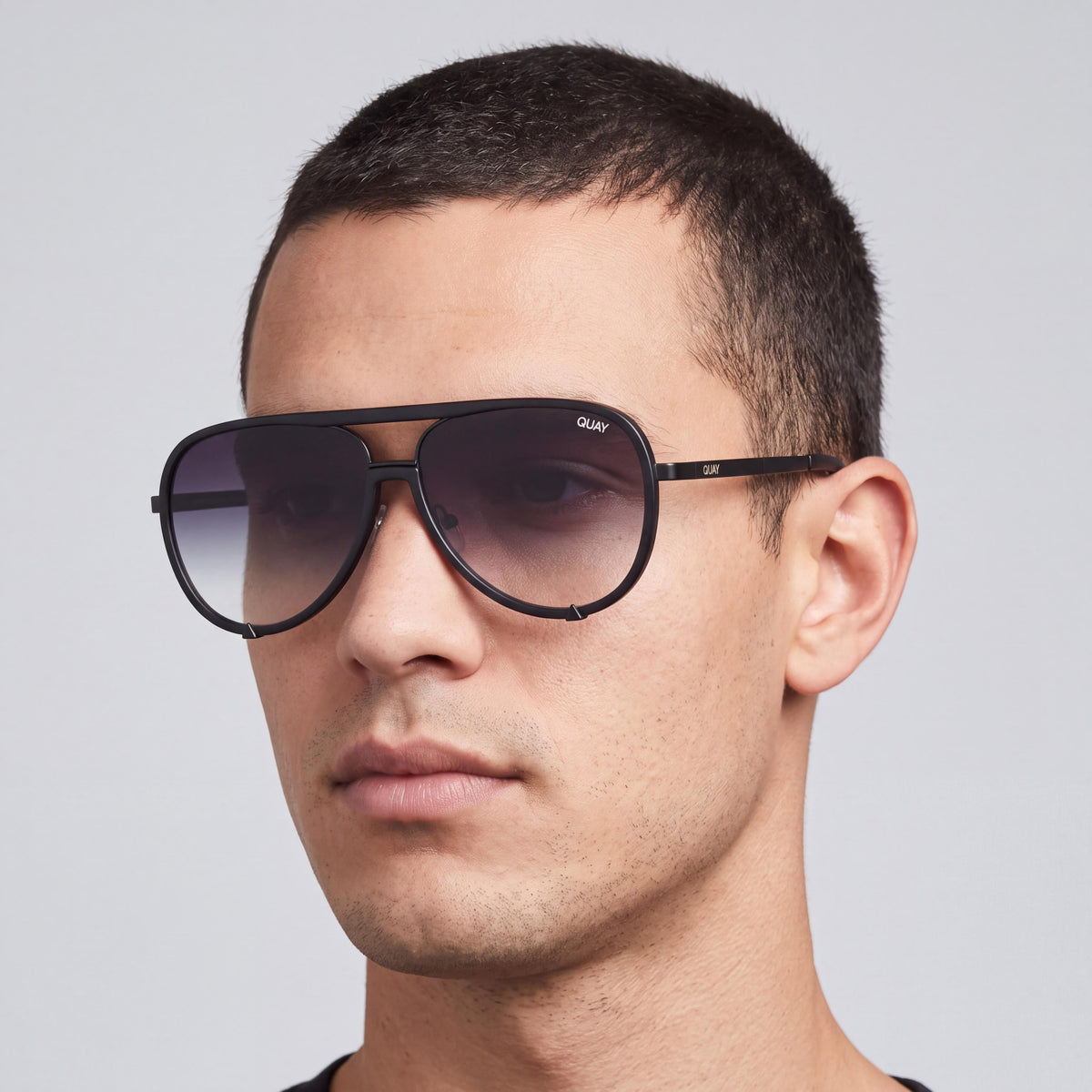 QUAY AUSTRALIA High Profile Unisex Sunglasses - Matte Black Black Fade Frame, Black Polycarbonate Lens, UV Protected, 143mm, Photo 5